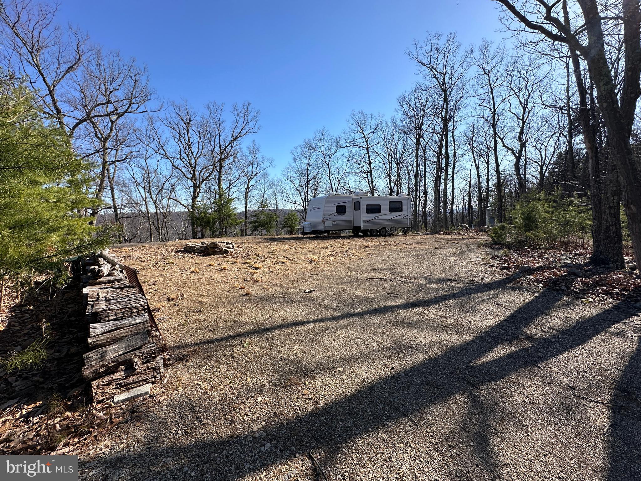 BLUFFS ON THE POTOMAC - Land