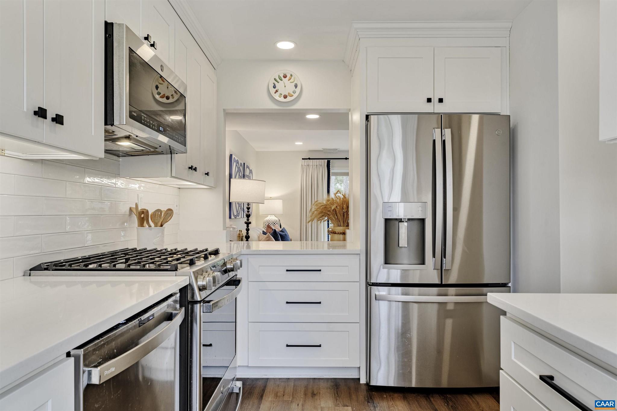 9111 DERBYSHIRE RD G