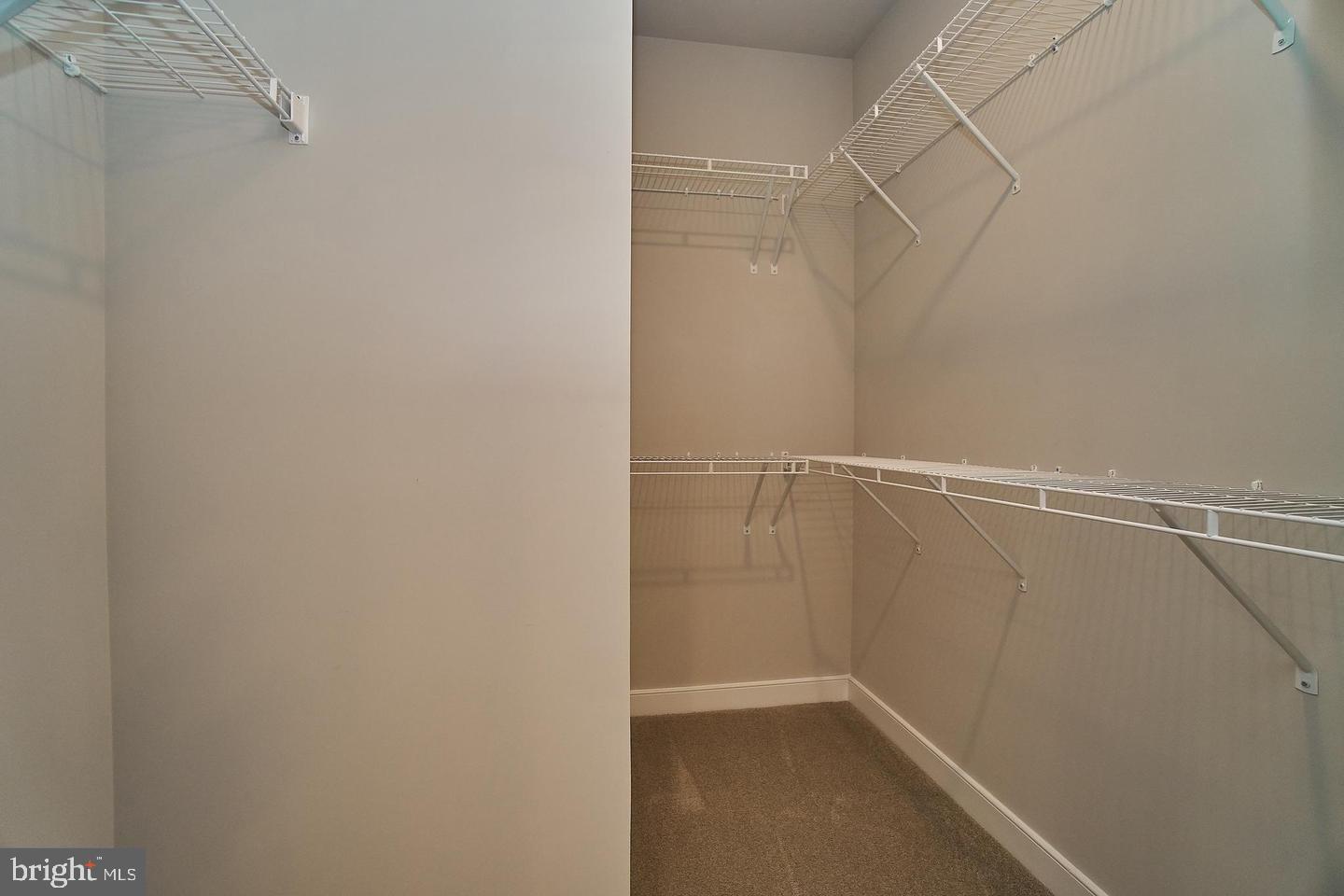 METROPARK AT ARROWBROOK - Residential Lease