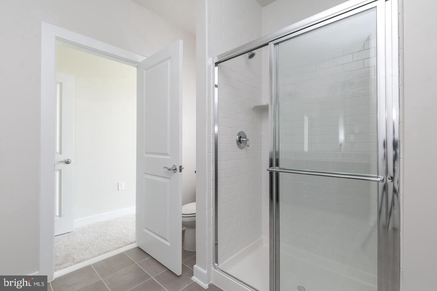 METROPARK AT ARROWBROOK - Residential Lease