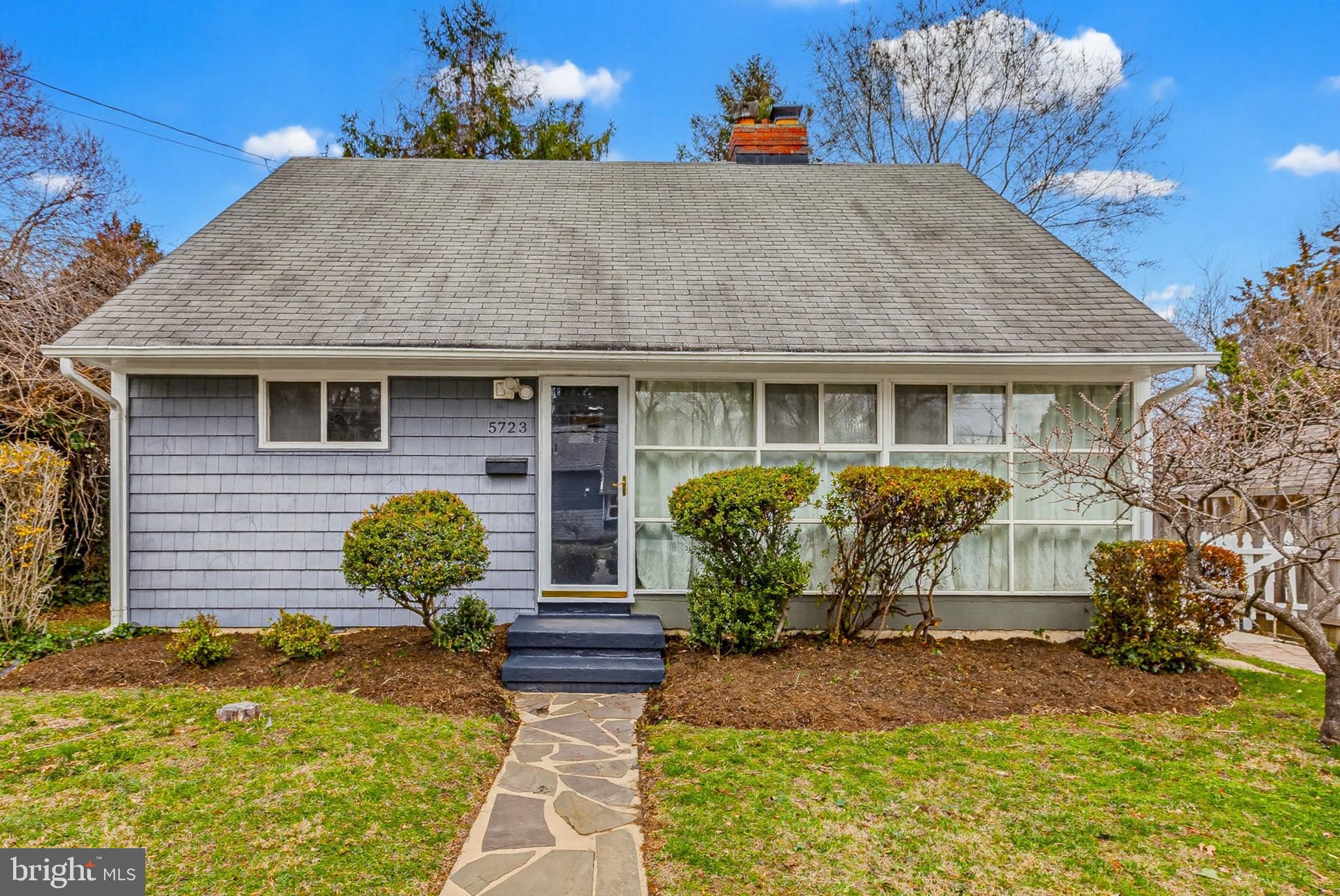 5723 WAINWRIGHT AVENUE