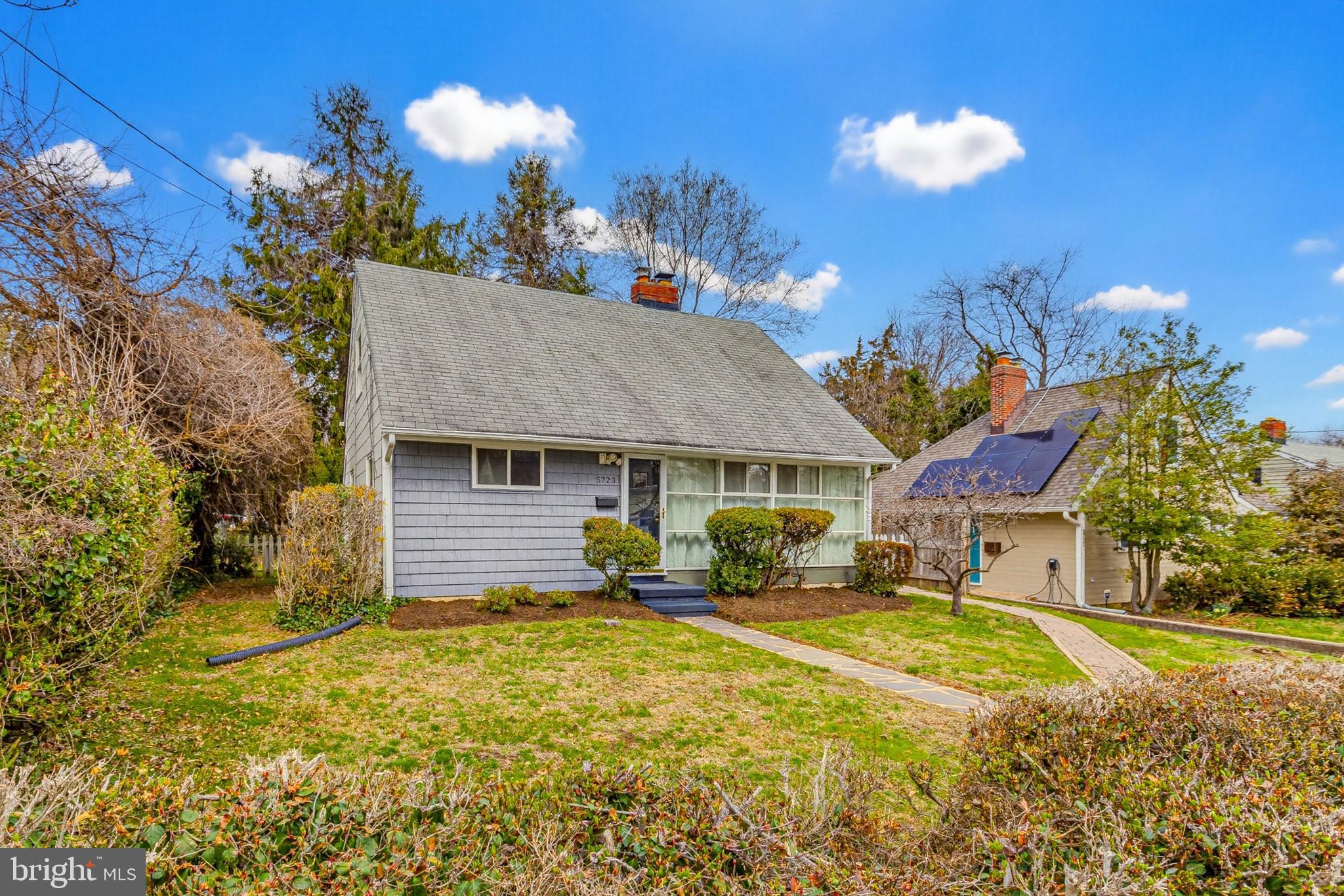 5723 WAINWRIGHT AVENUE