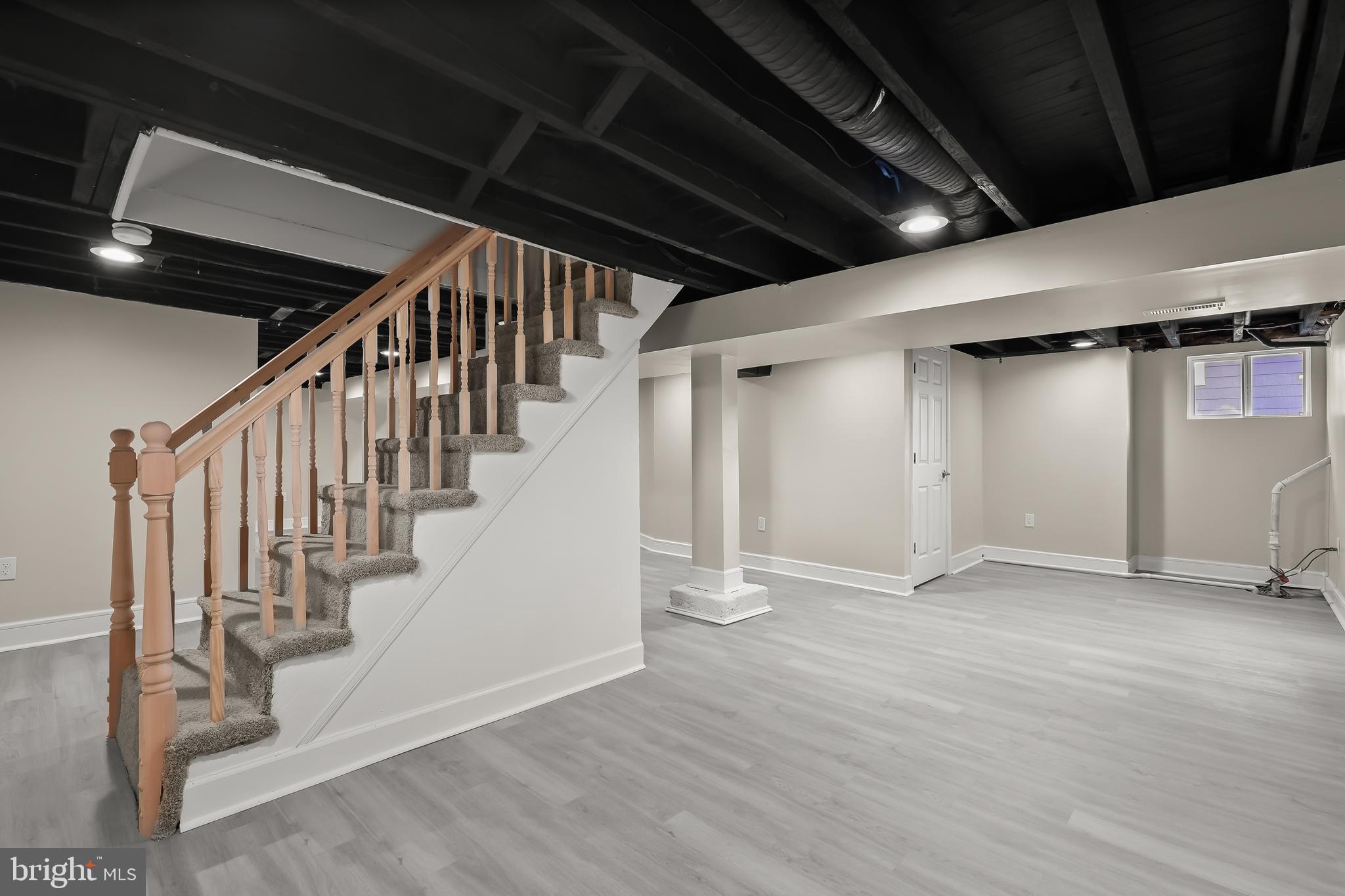 HAMILTON HILLS - Residential