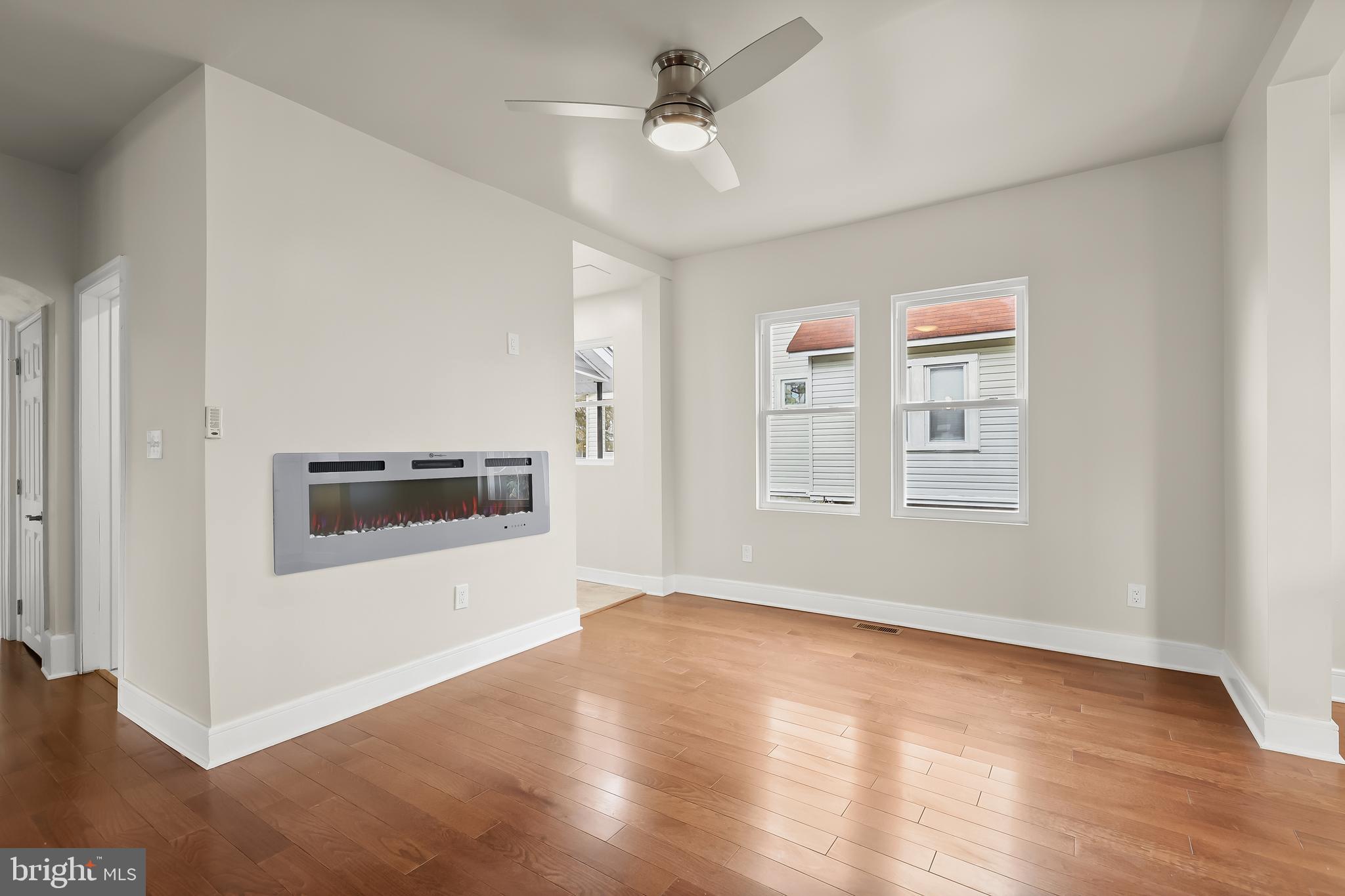 HAMILTON HILLS - Residential