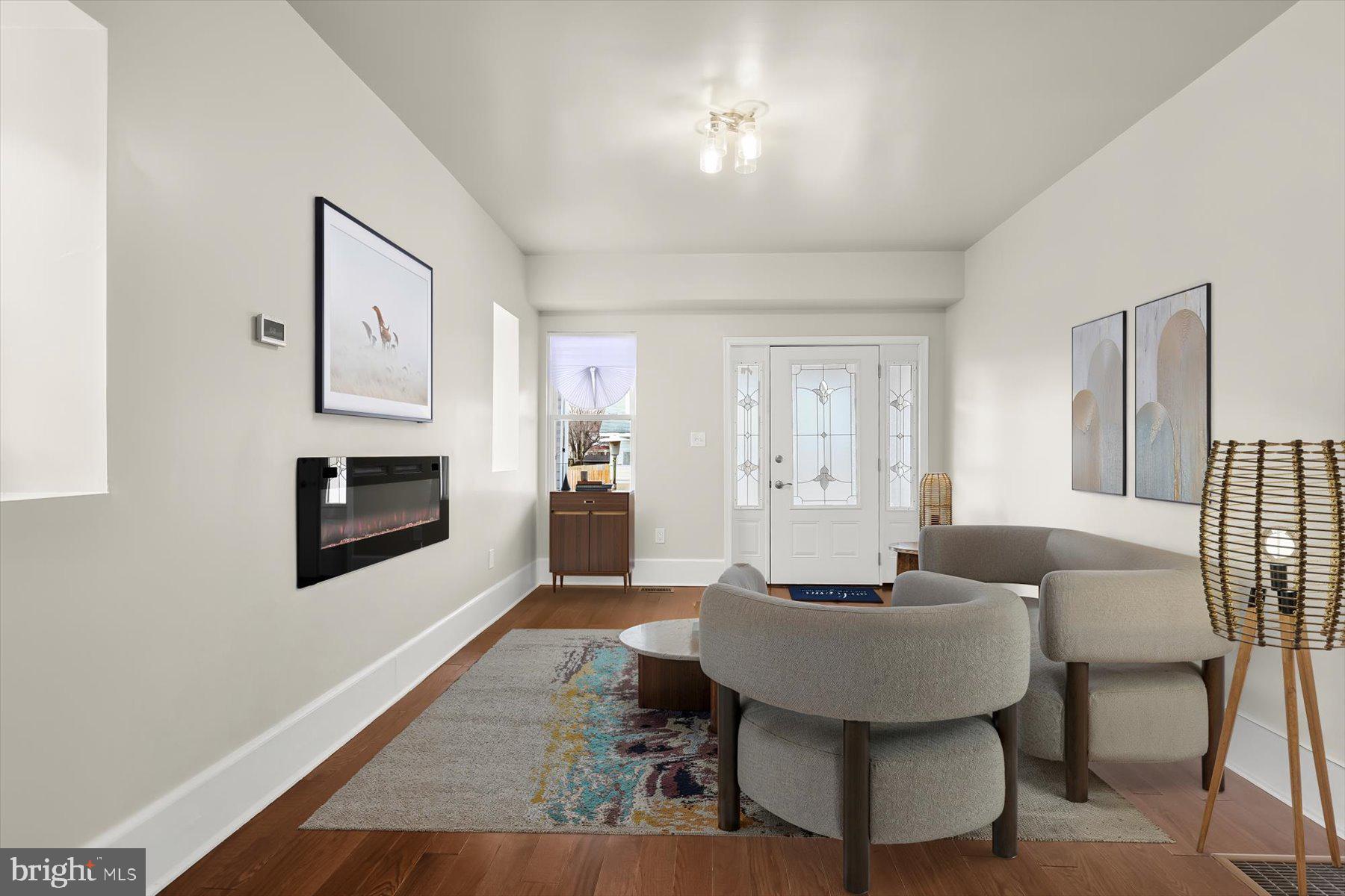 HAMILTON HILLS - Residential