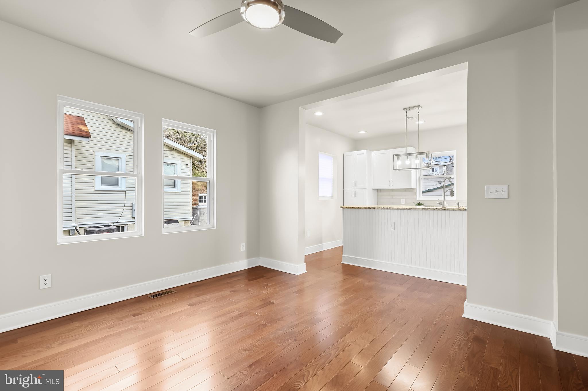 HAMILTON HILLS - Residential