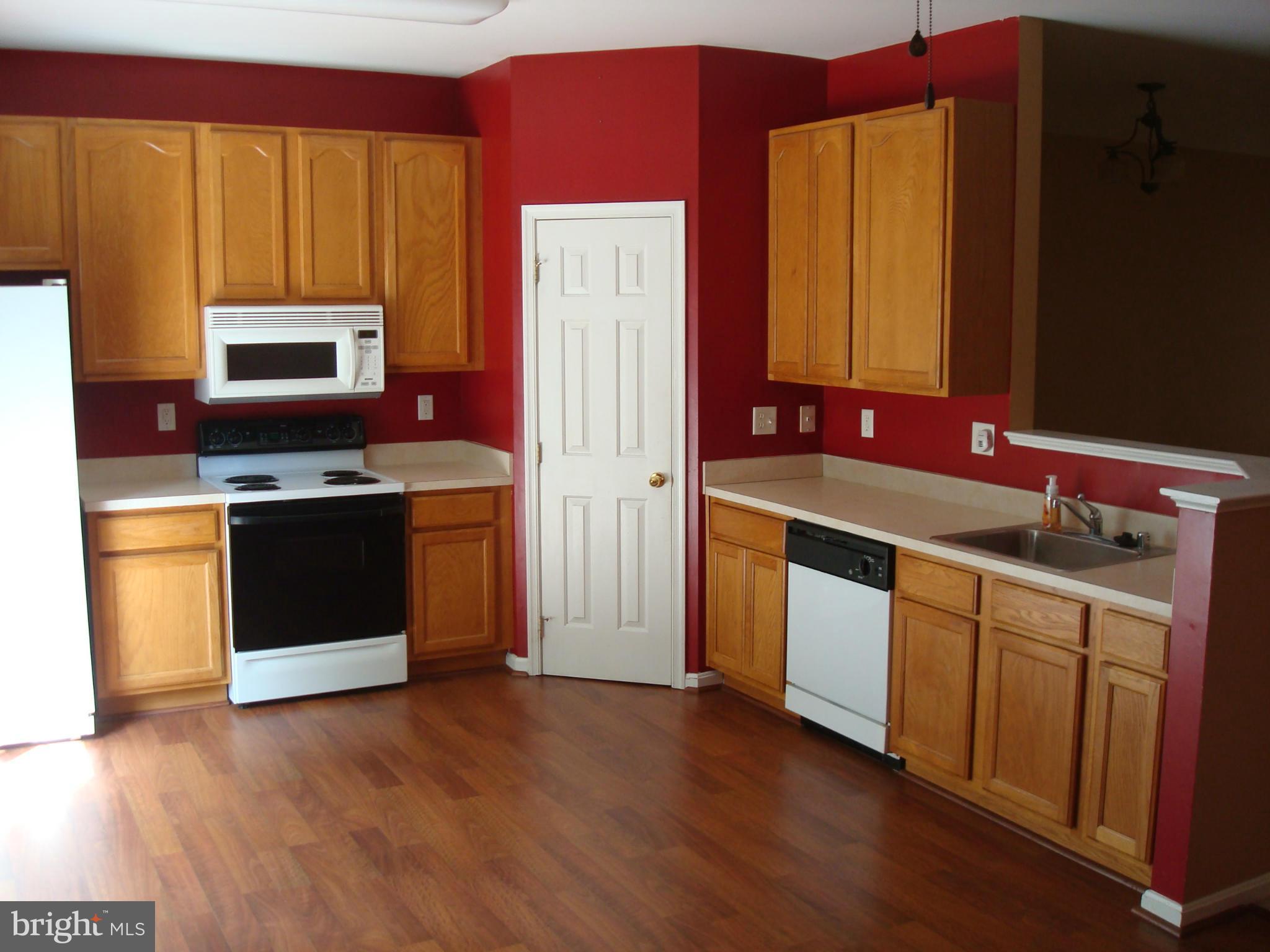 PINEY ORCHARD - Residential Lease