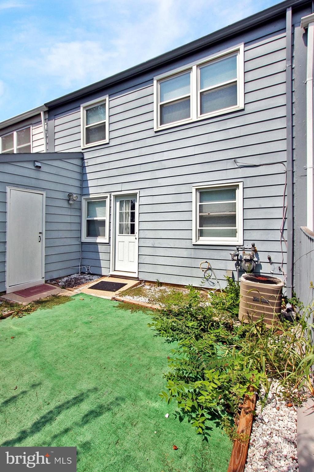 PHEASANT RUN - Residential Lease