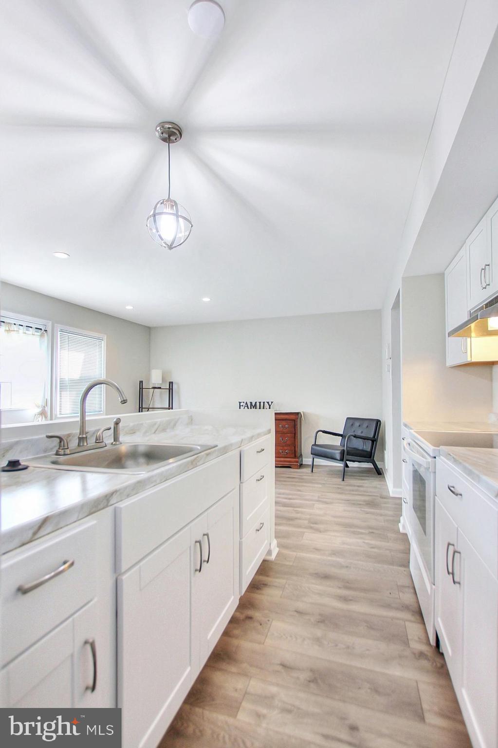 PHEASANT RUN - Residential Lease