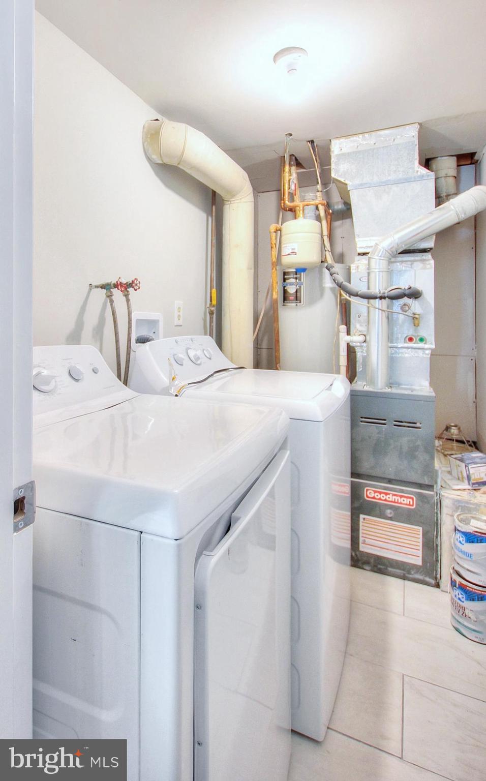 PHEASANT RUN - Residential Lease