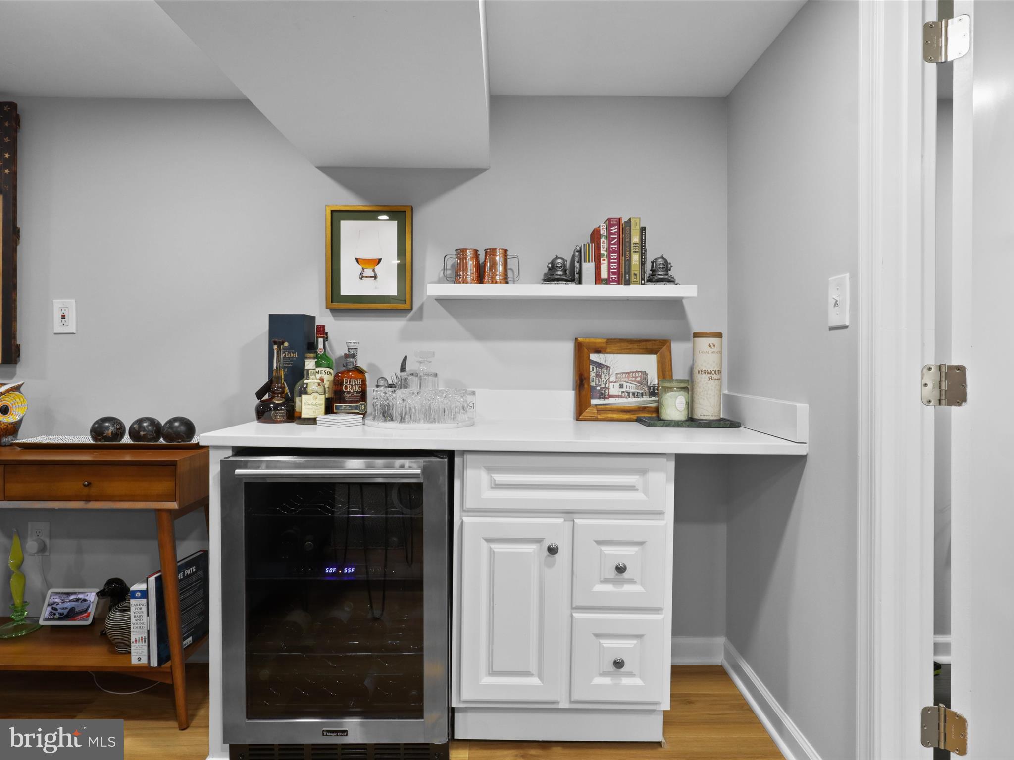 BROYHILL CREST - Residential