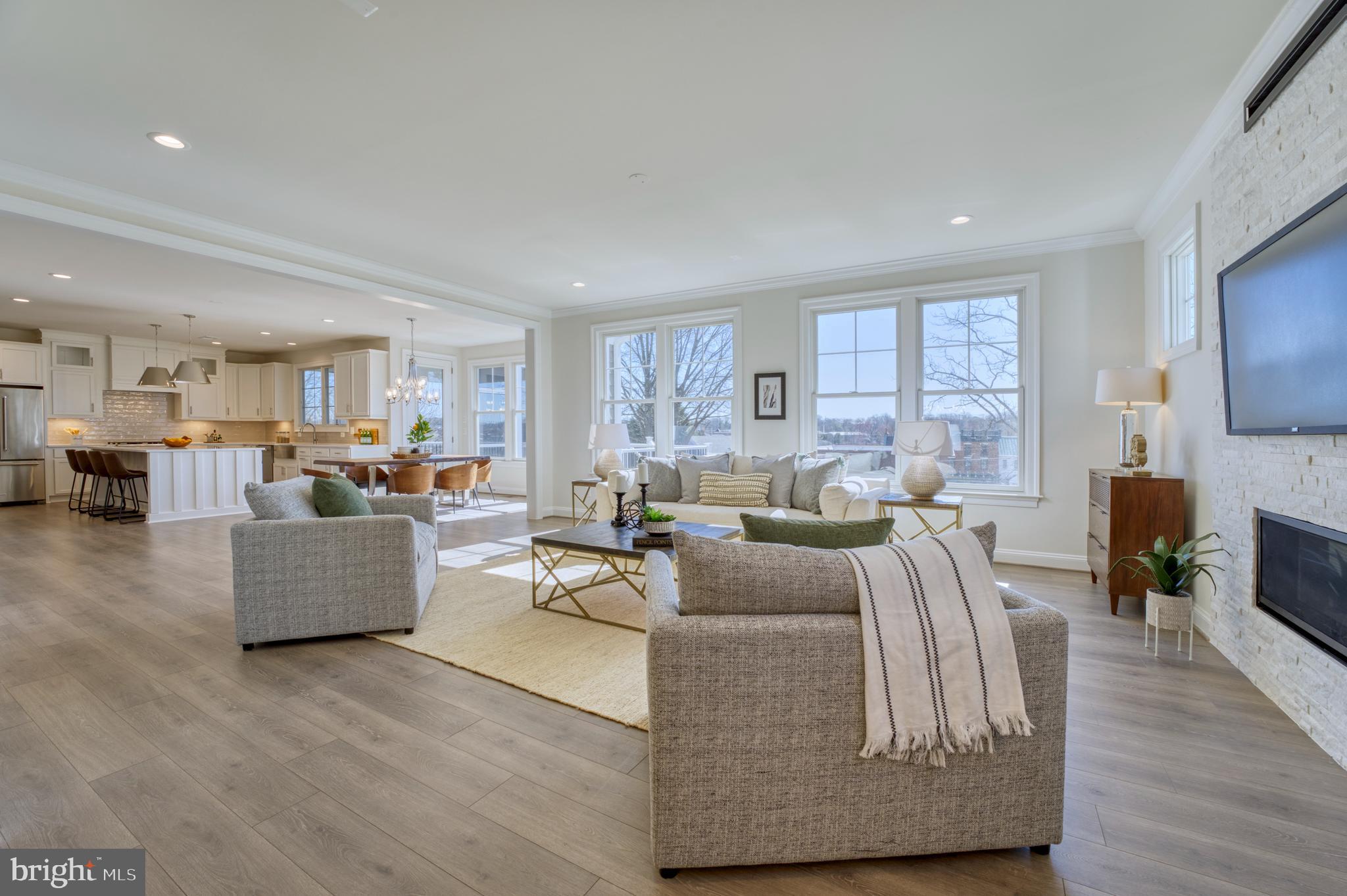 OAK GROVE - Residential