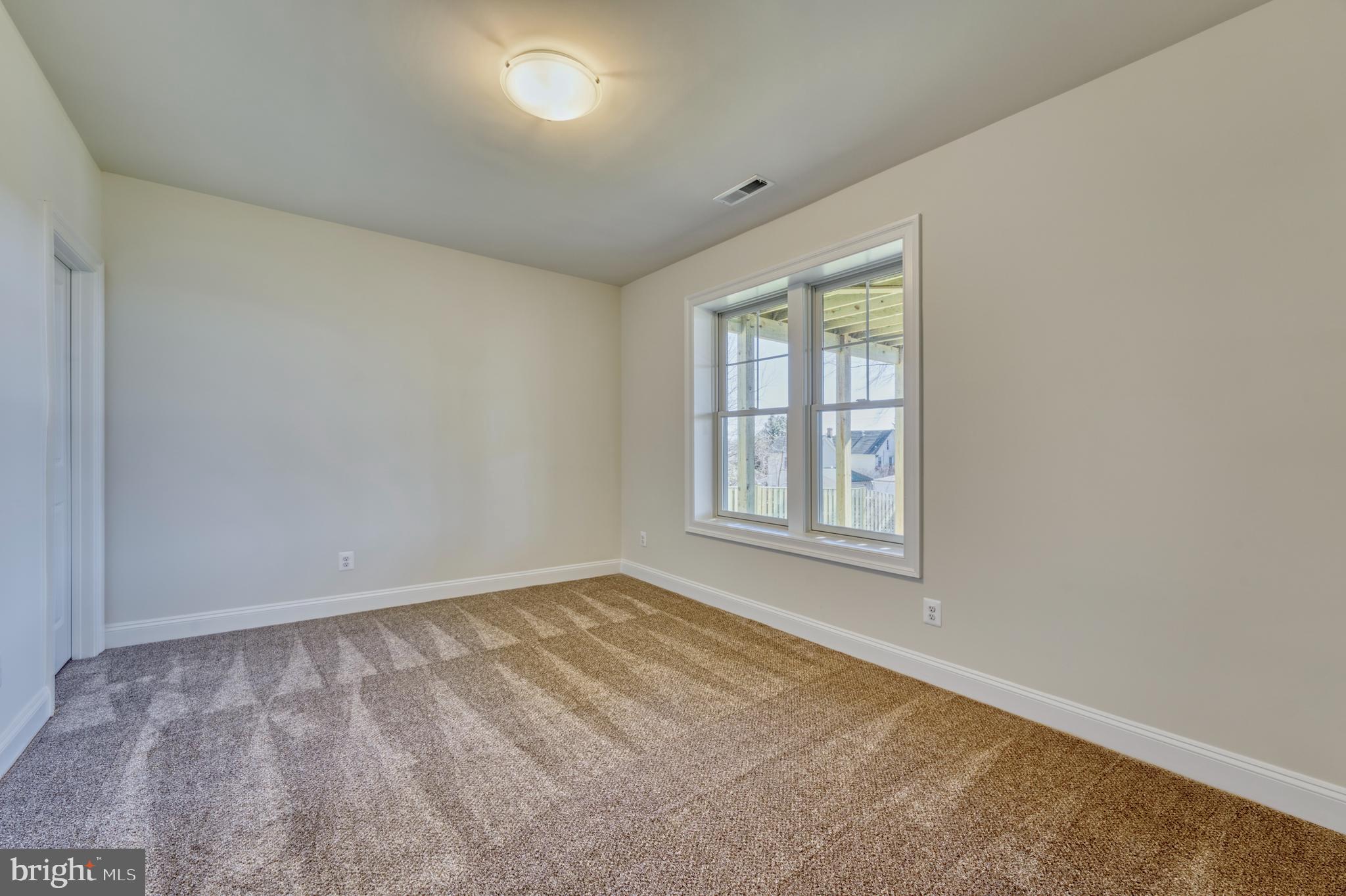 OAK GROVE - Residential