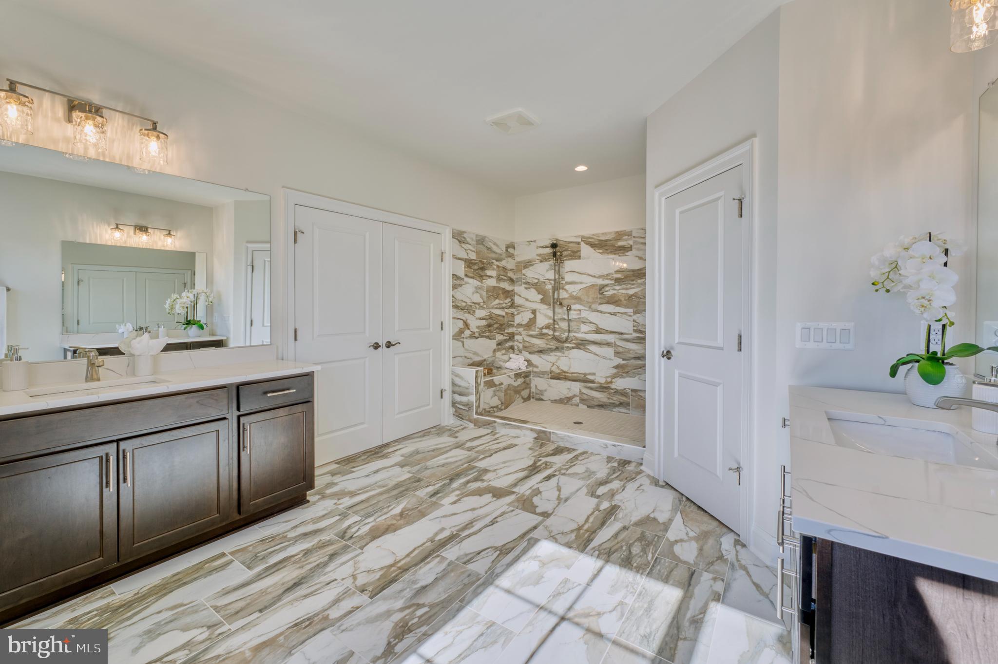 OAK GROVE - Residential