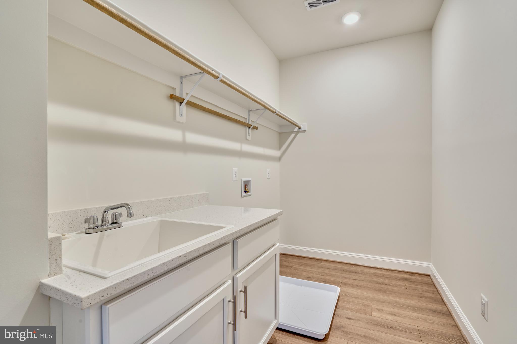 OAK GROVE - Residential