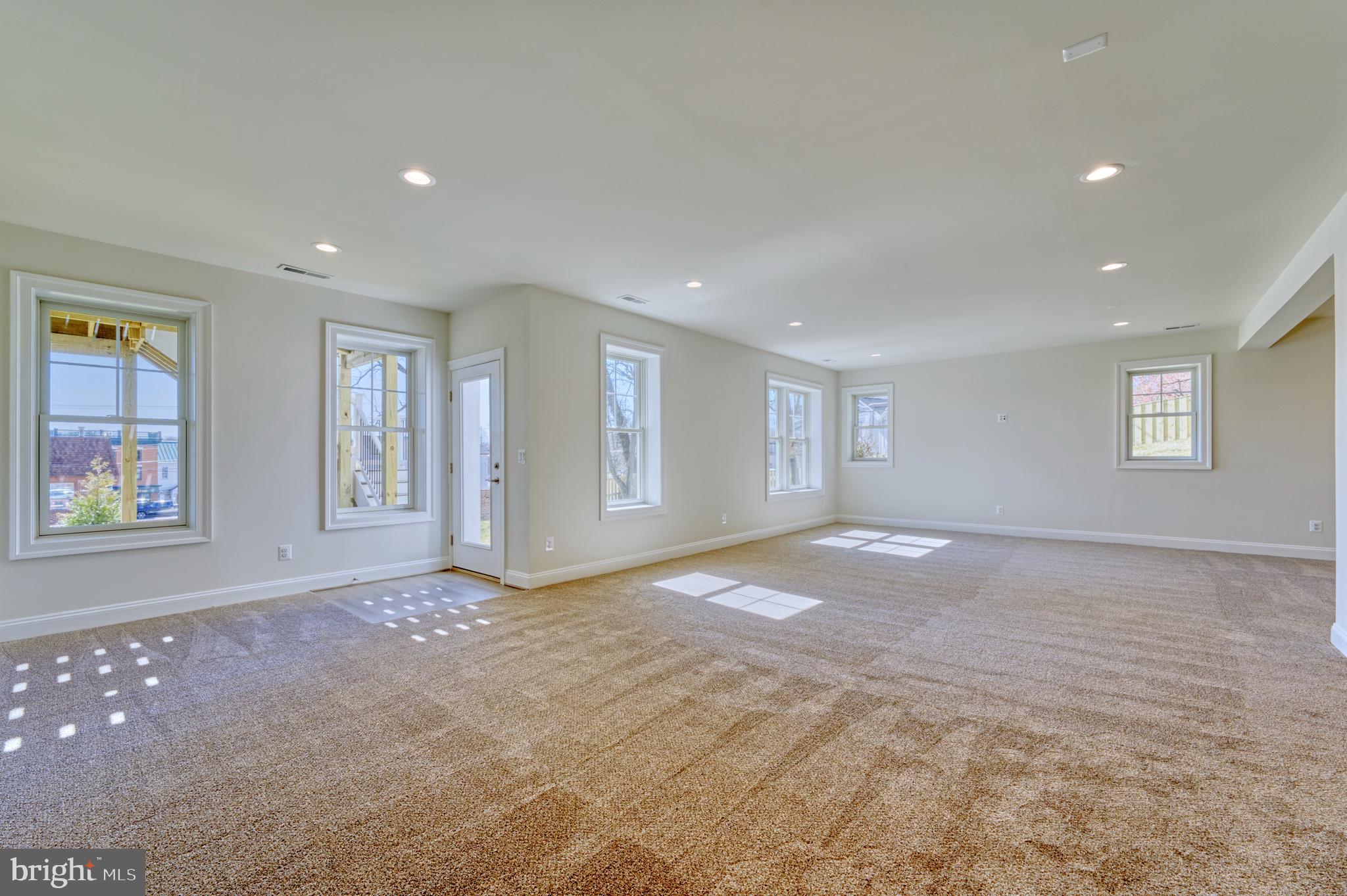 OAK GROVE - Residential