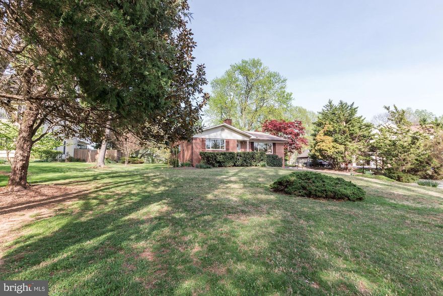 PRICE REDUCED! FLAT ONE-ACRE LOT WITH NICE LIVABLE HOUSE ON IT, IN GREAT POTOMAC LOCATION. CHURCHILL SCHOOLS. SOURROUNDED BY NEW HOMES IN $2 M RANGE. ENJOY THE HOUSE AS IT IS, RENOVATE OR BUILD YOUR DREAM HOUSE ON THE LOT! WELL, SEPTIC, ELECTRIC, OIL HEAT. GAS AND WATER AVAILABLE ON THE STREET.