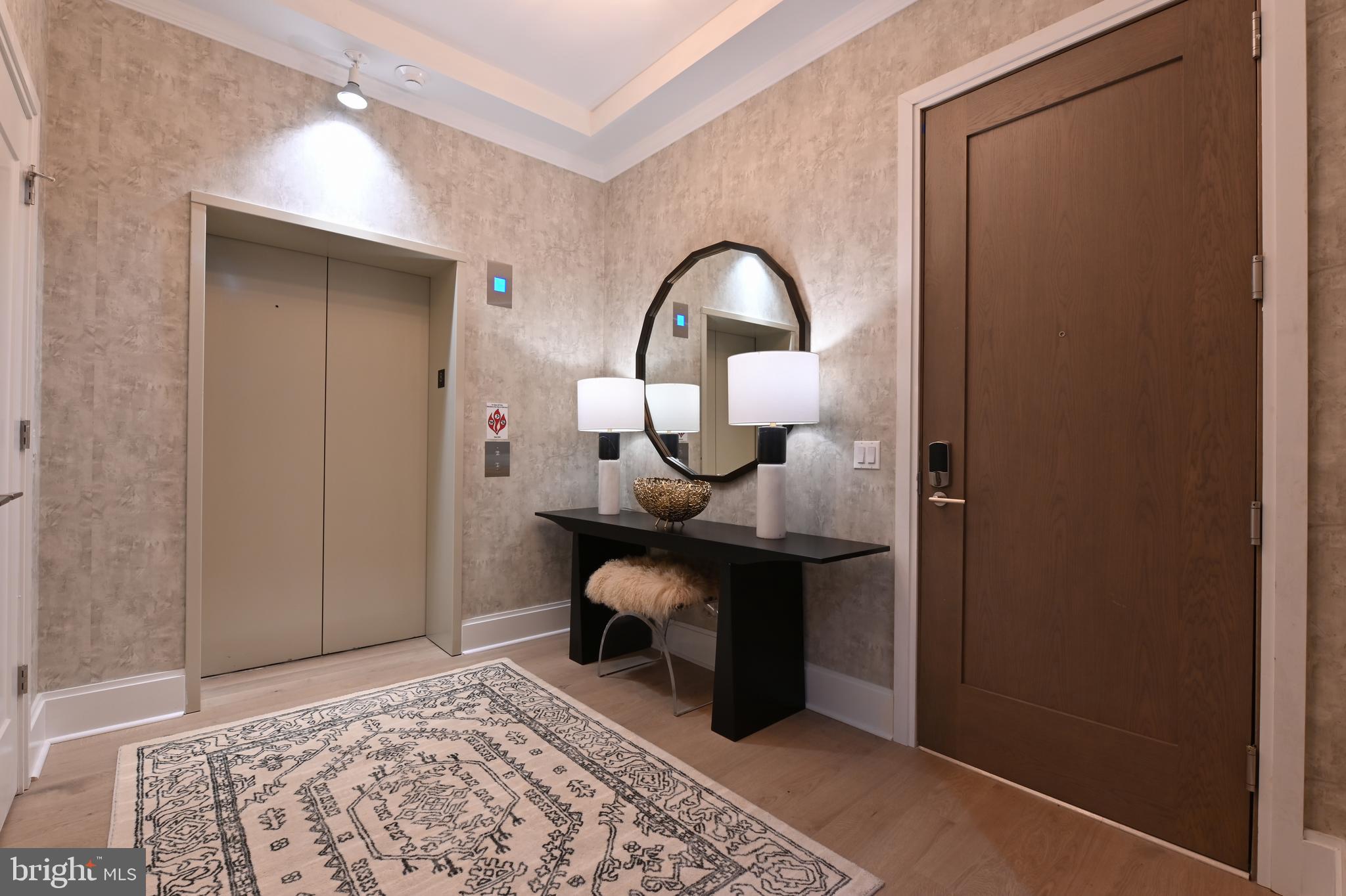 TYSONS CORNER - Residential