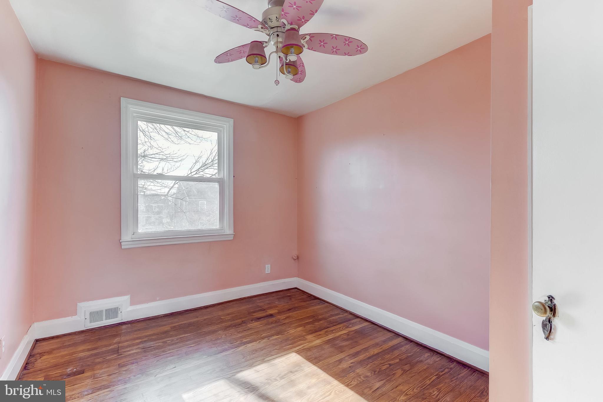 MORAVIA PARK - Residential