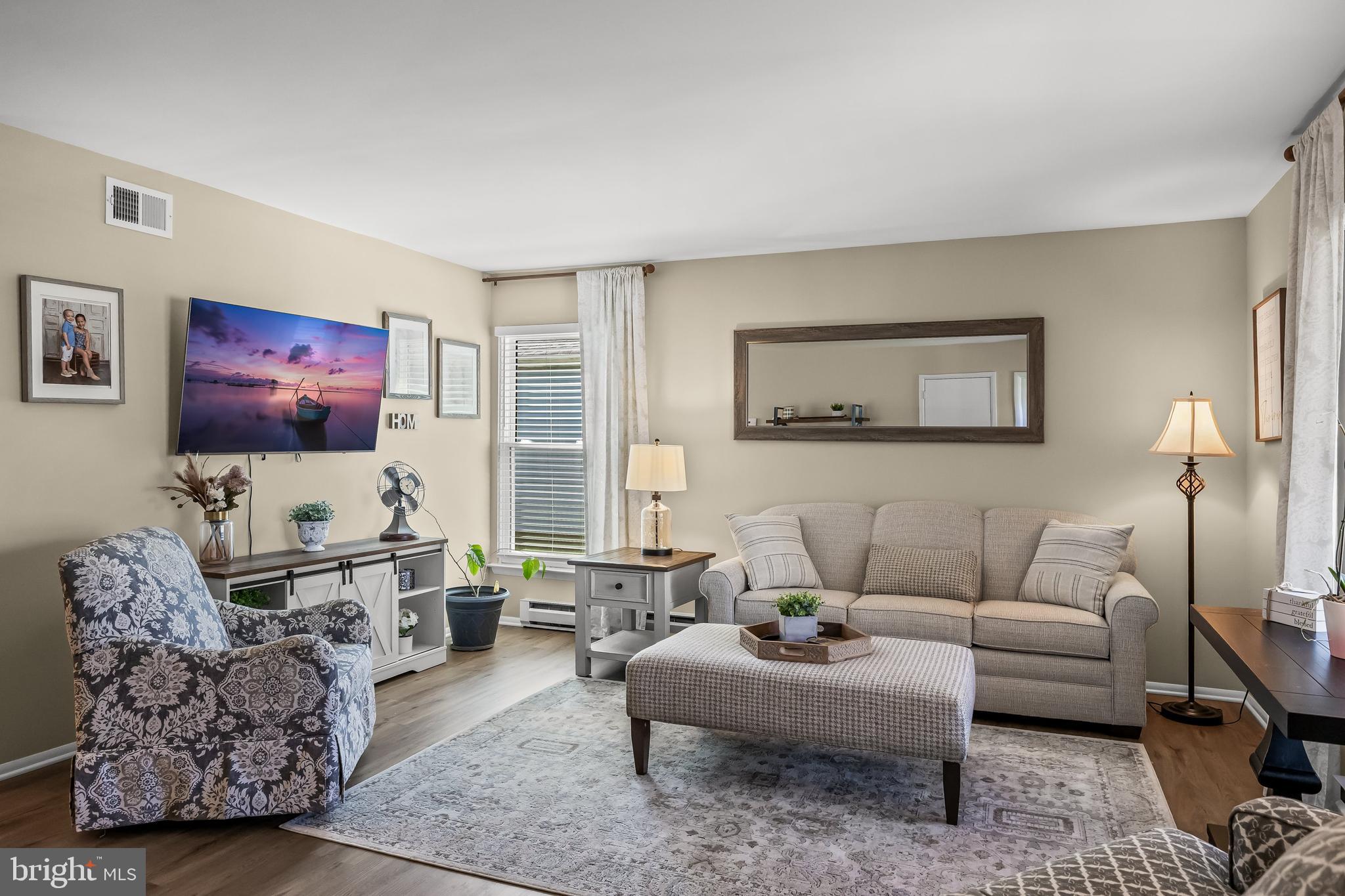 47 S WESTMINSTER DRIVE S