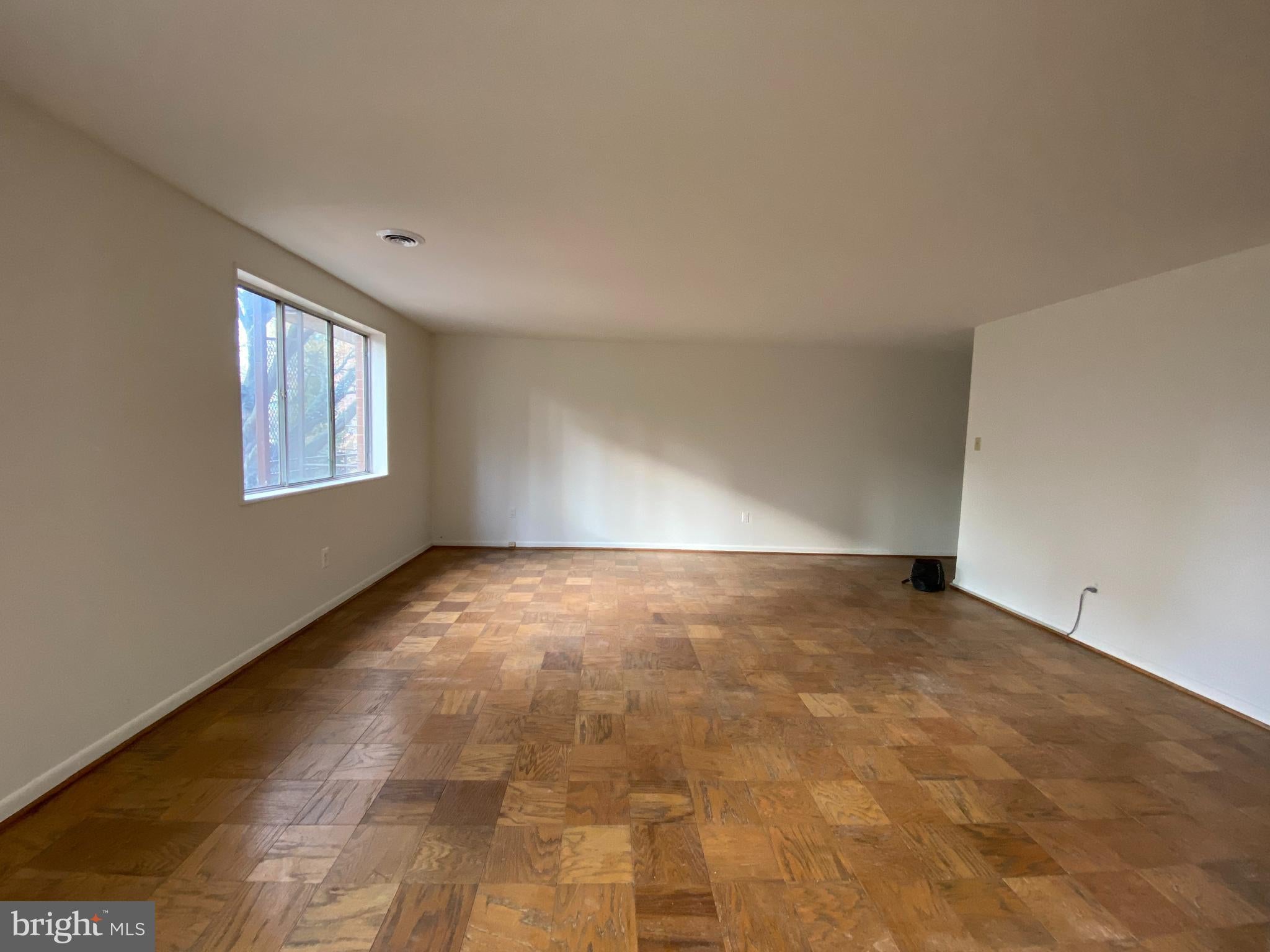 10224 ROCKVILLE PIKE 301