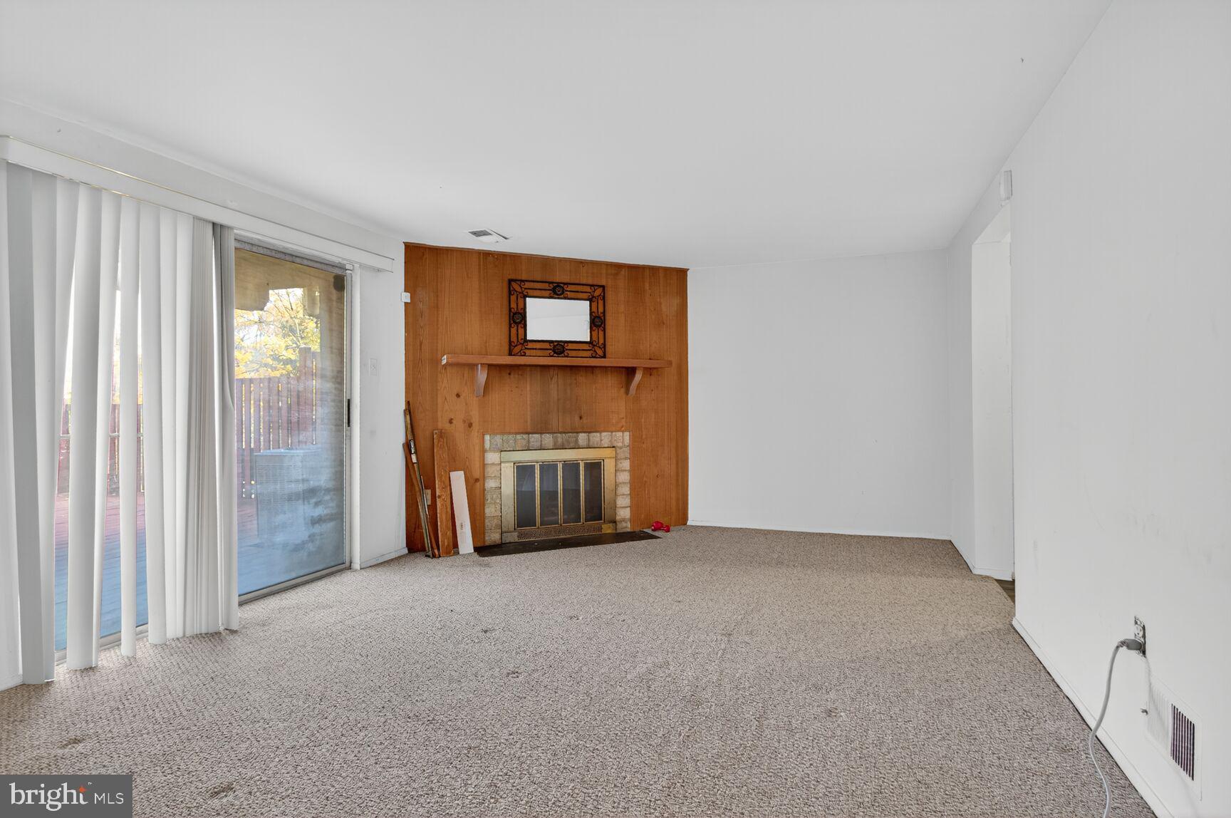 VILLAGE OF OWEN BROWN - Residential