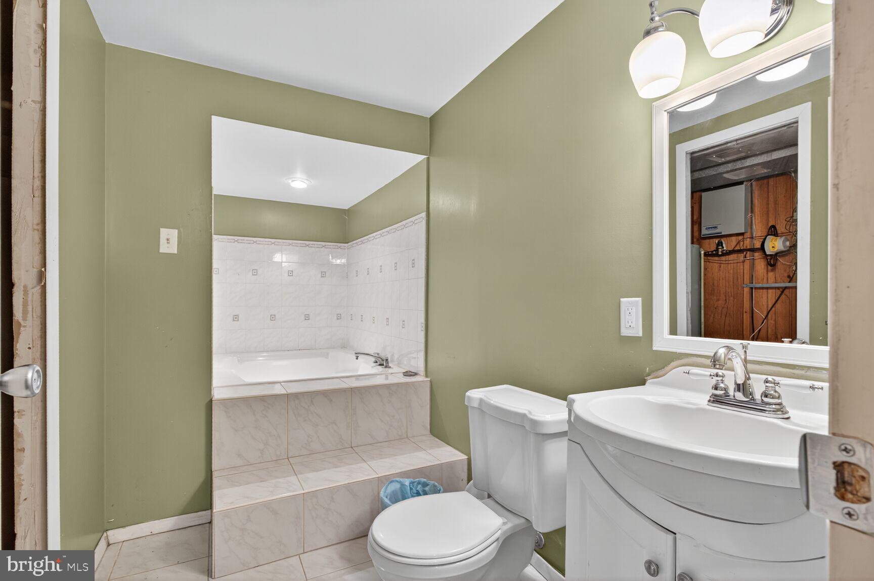 VILLAGE OF OWEN BROWN - Residential