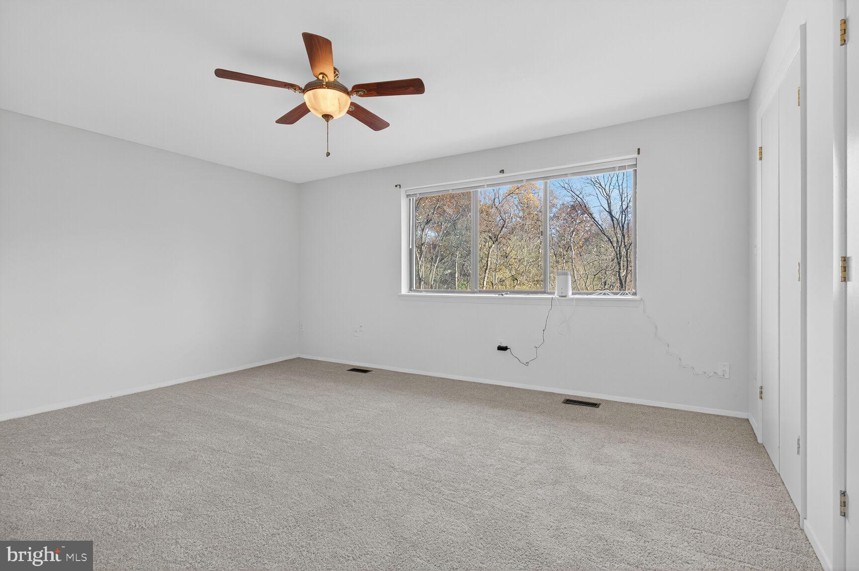 VILLAGE OF OWEN BROWN - Residential