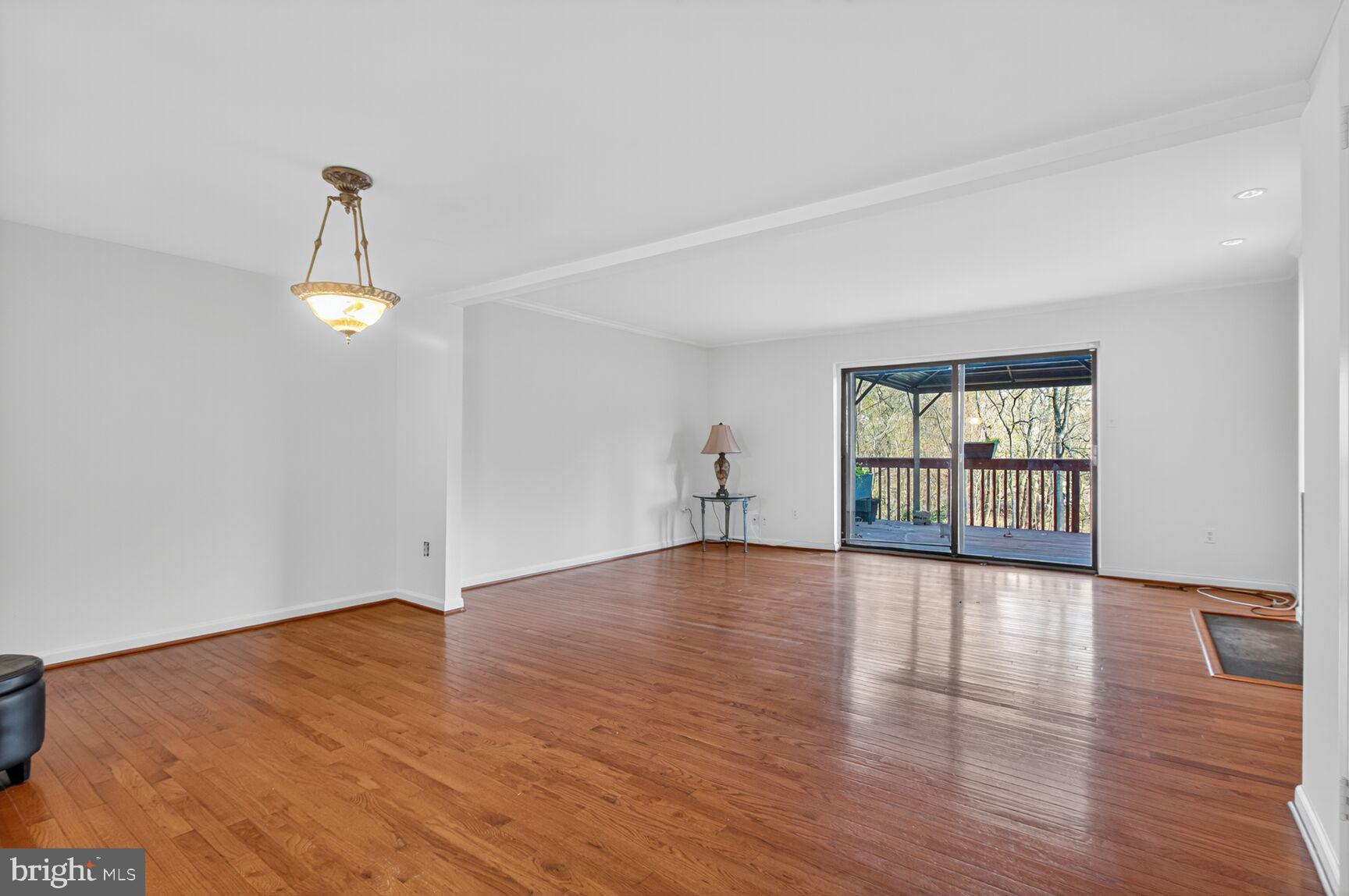 7230 LASTING LIGHT WAY