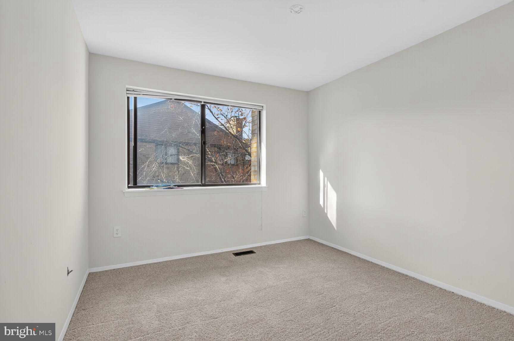 VILLAGE OF OWEN BROWN - Residential