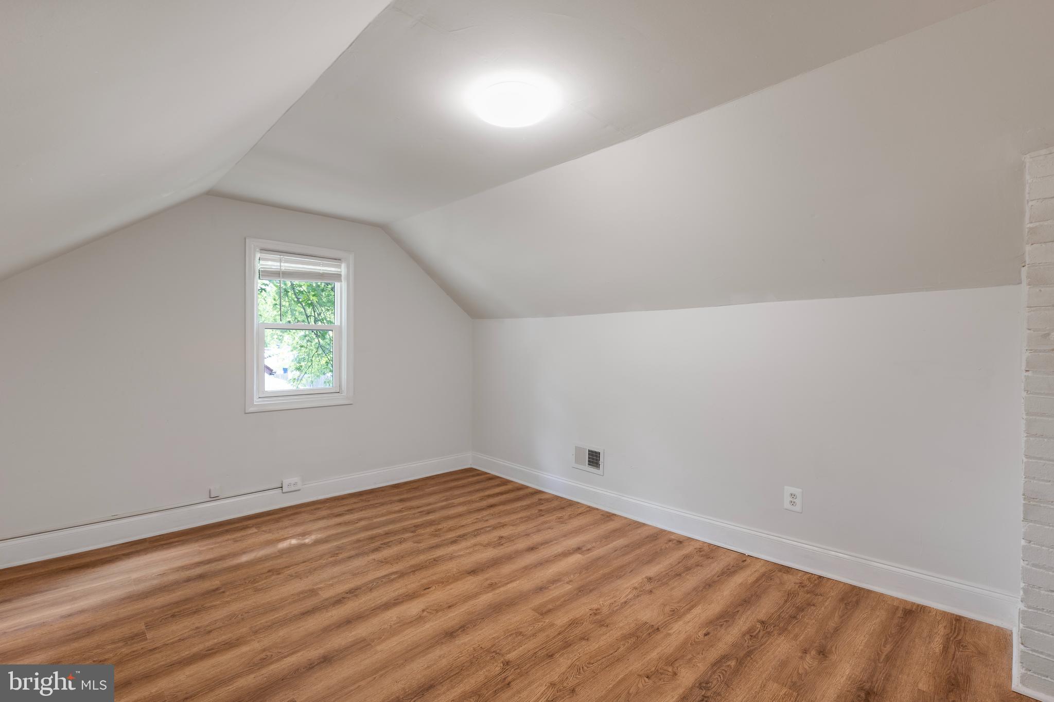 FOREST HEIGHTS - Residential