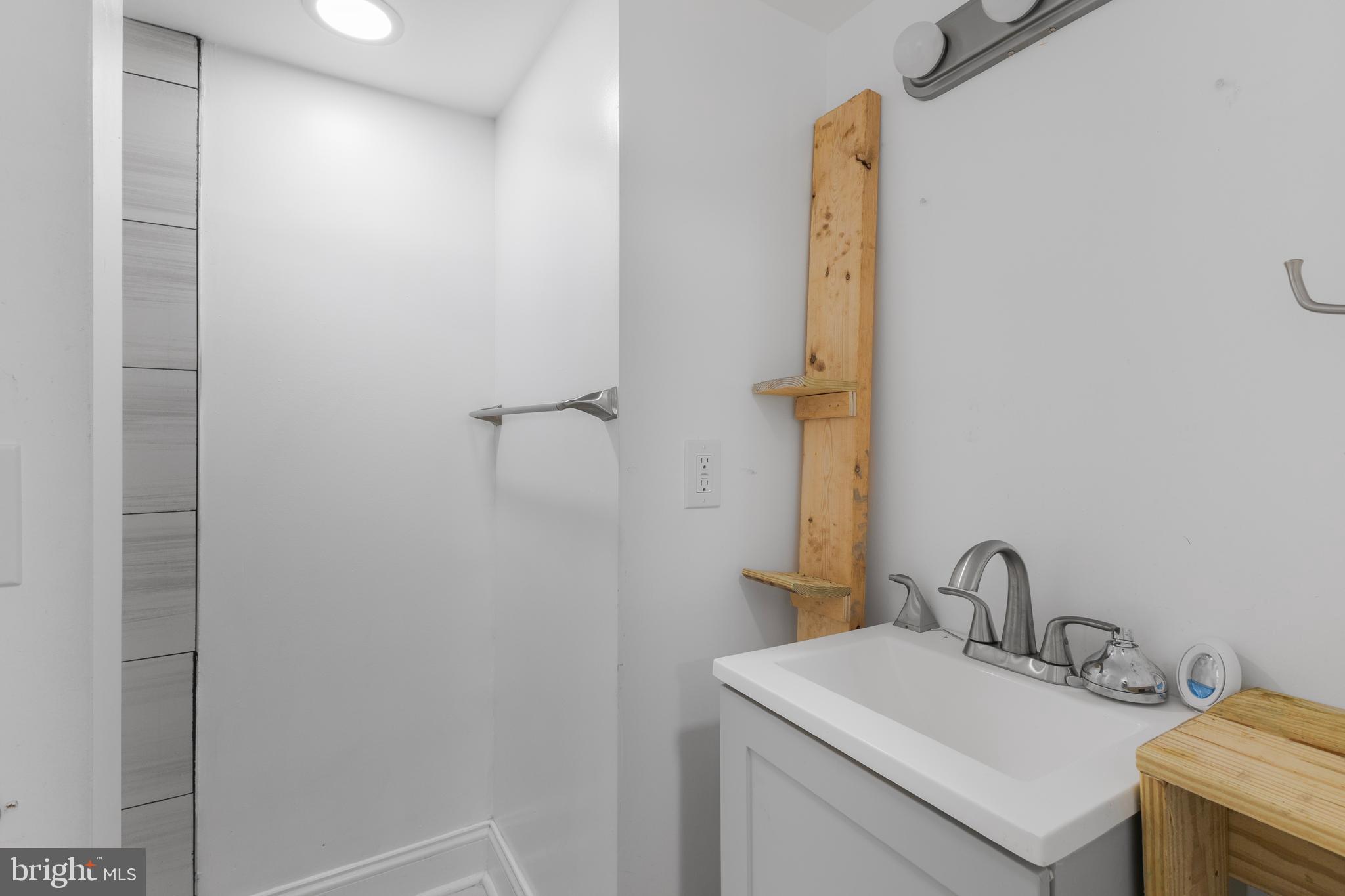 FOREST HEIGHTS - Residential