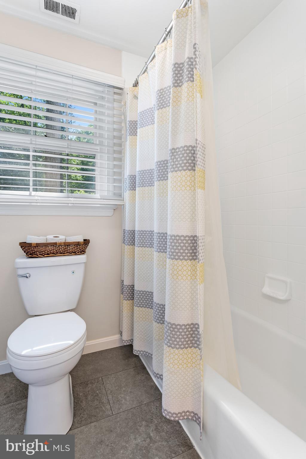 WAKEFIELD FOREST - Residential