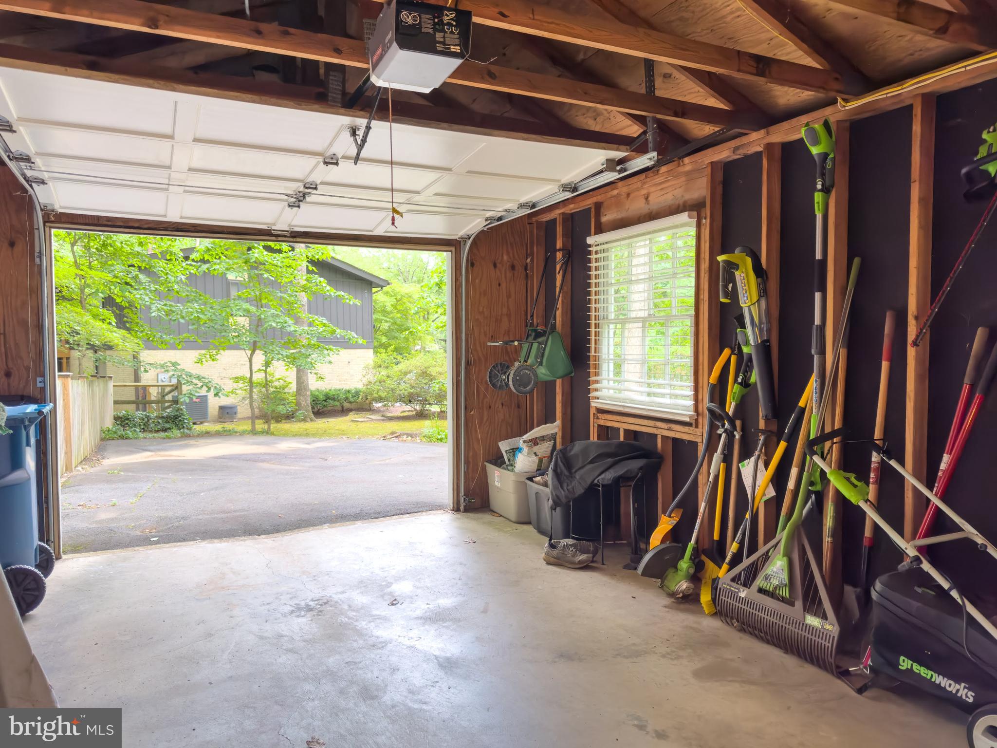 WAKEFIELD FOREST - Residential