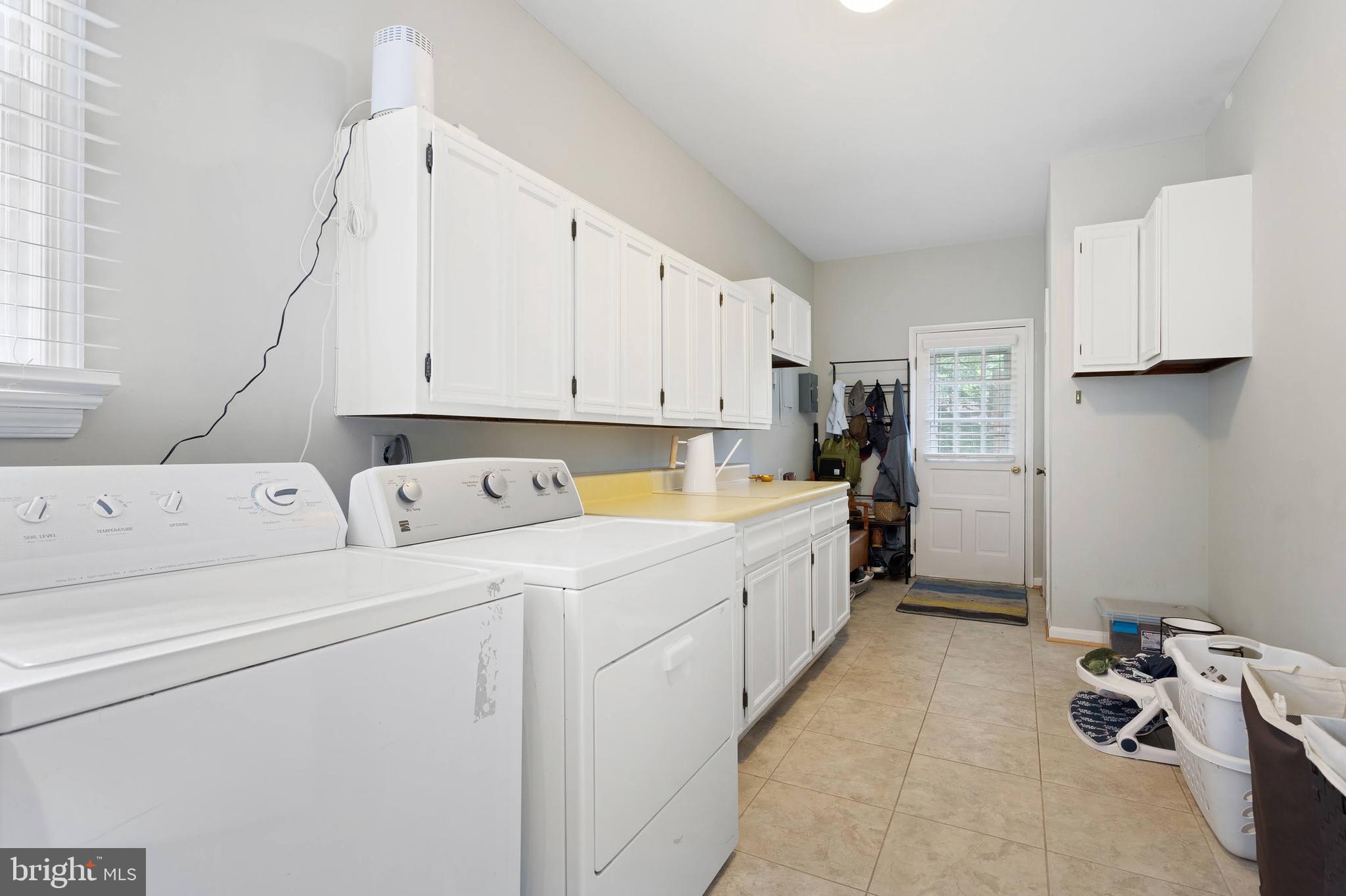 WAKEFIELD FOREST - Residential