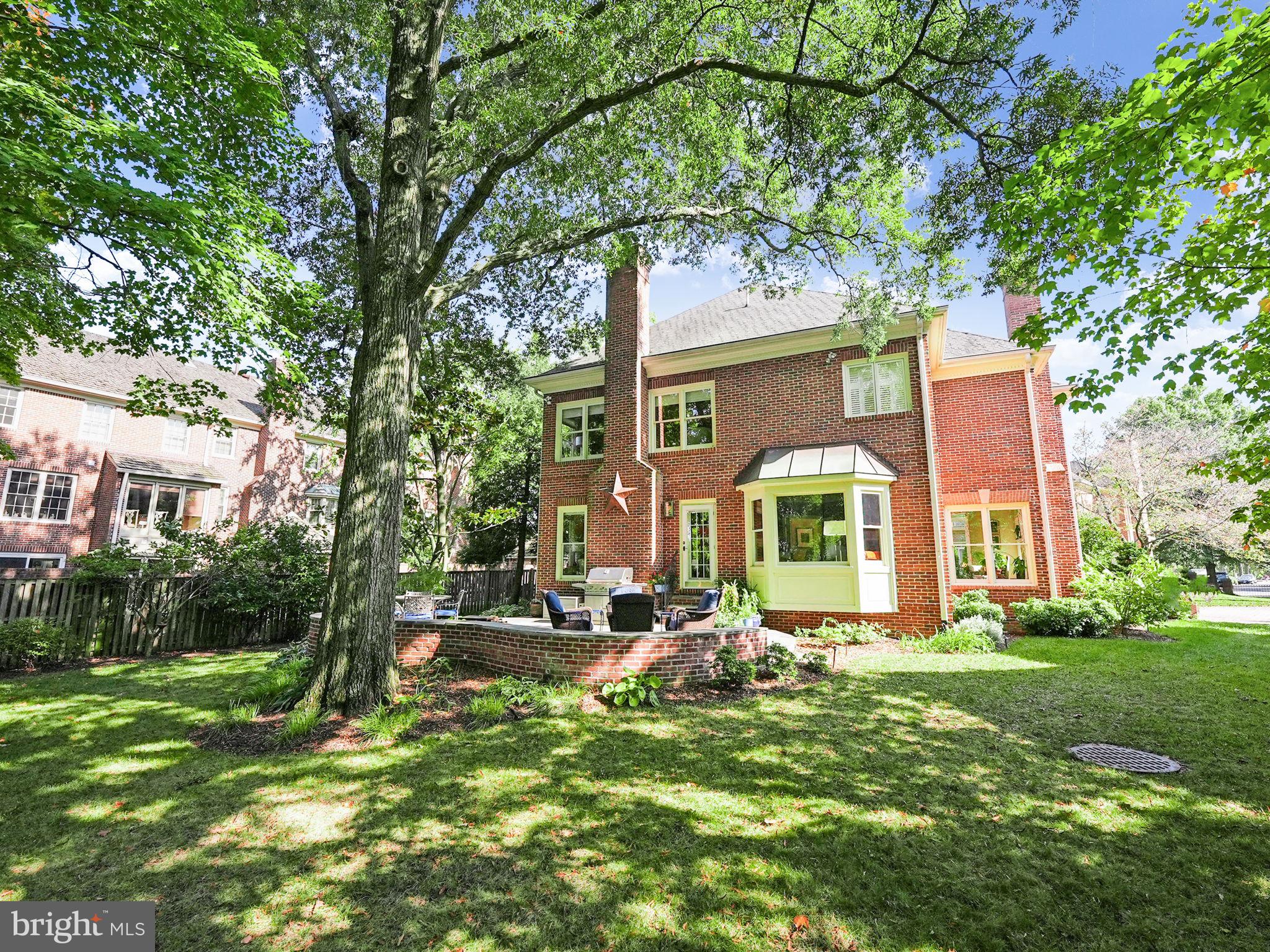 SHIRLEY WOODS - Residential