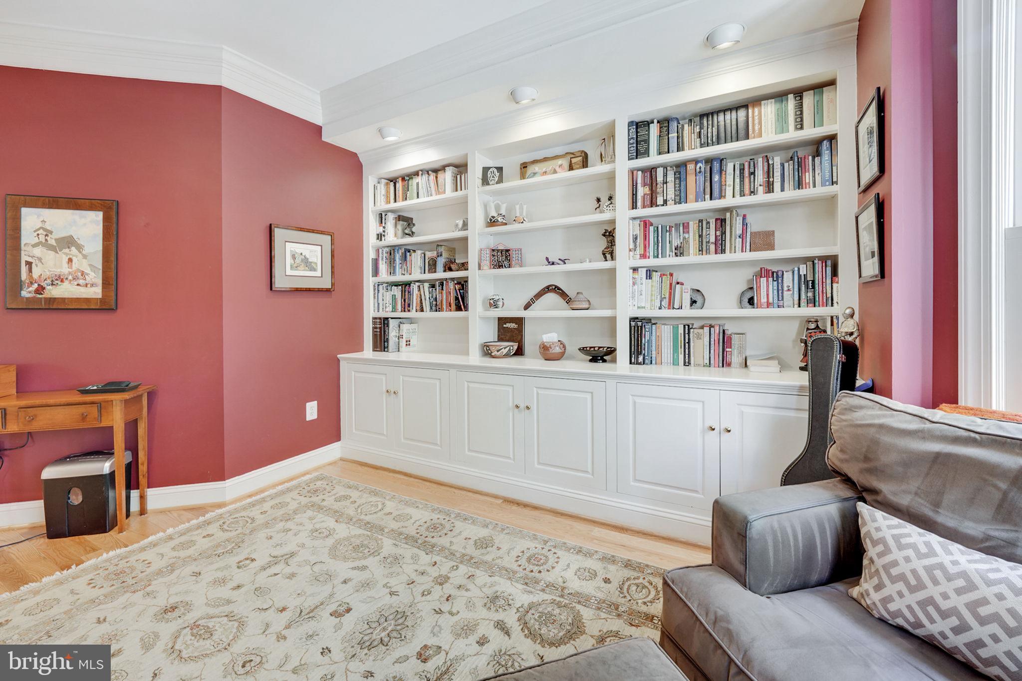 SHIRLEY WOODS - Residential