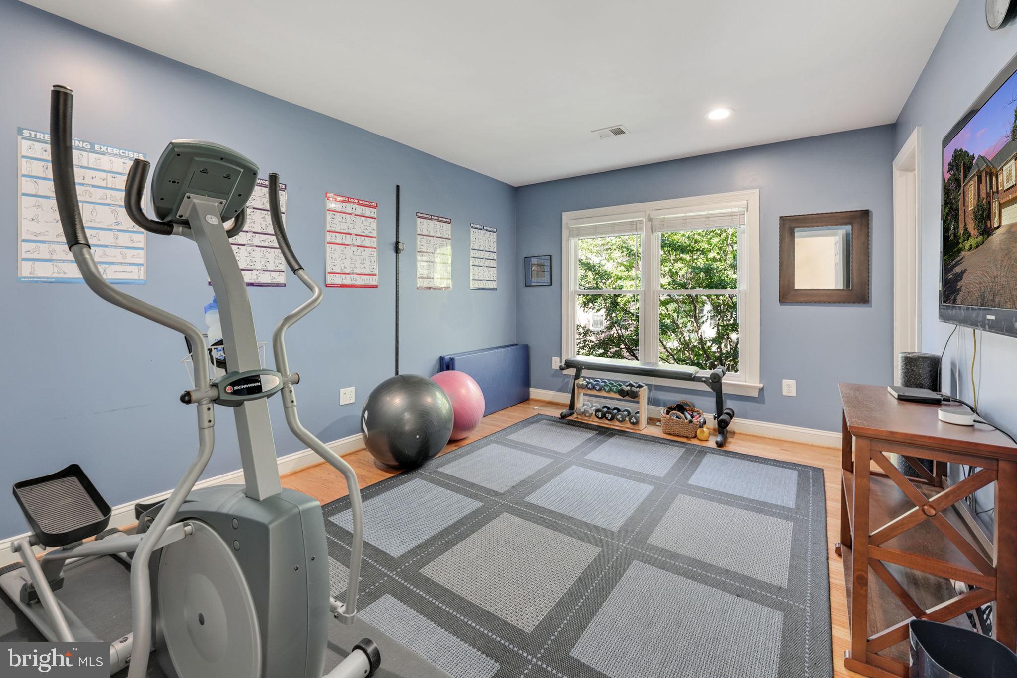 SHIRLEY WOODS - Residential