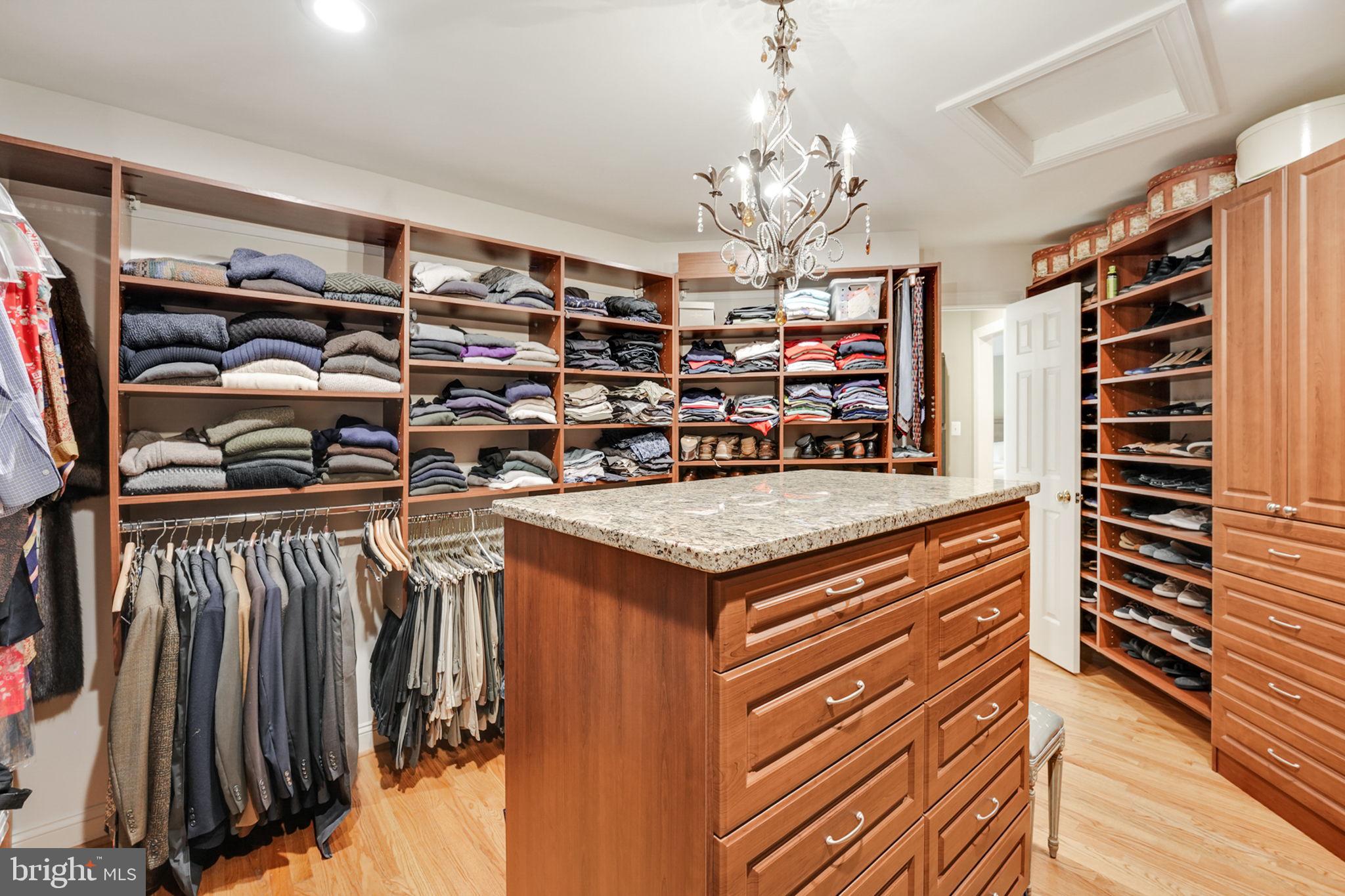 SHIRLEY WOODS - Residential