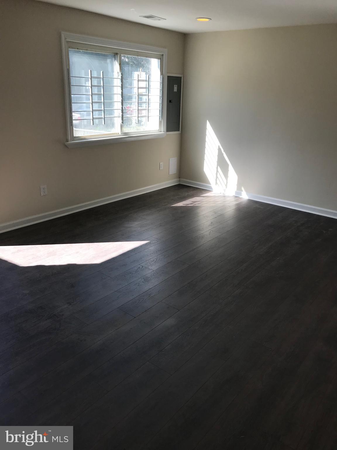 KENT VILLAGE - Residential