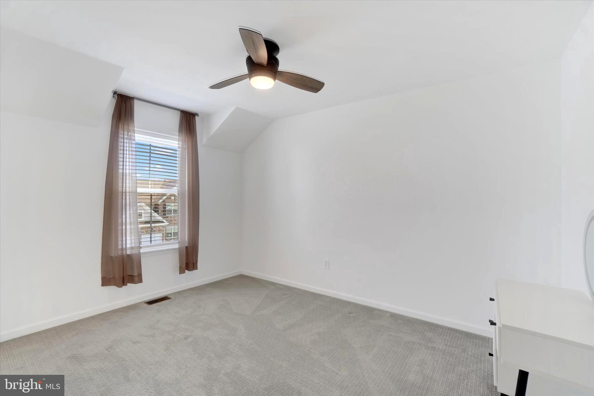 THE VIEWS AT BRIDGEWATER - Residential