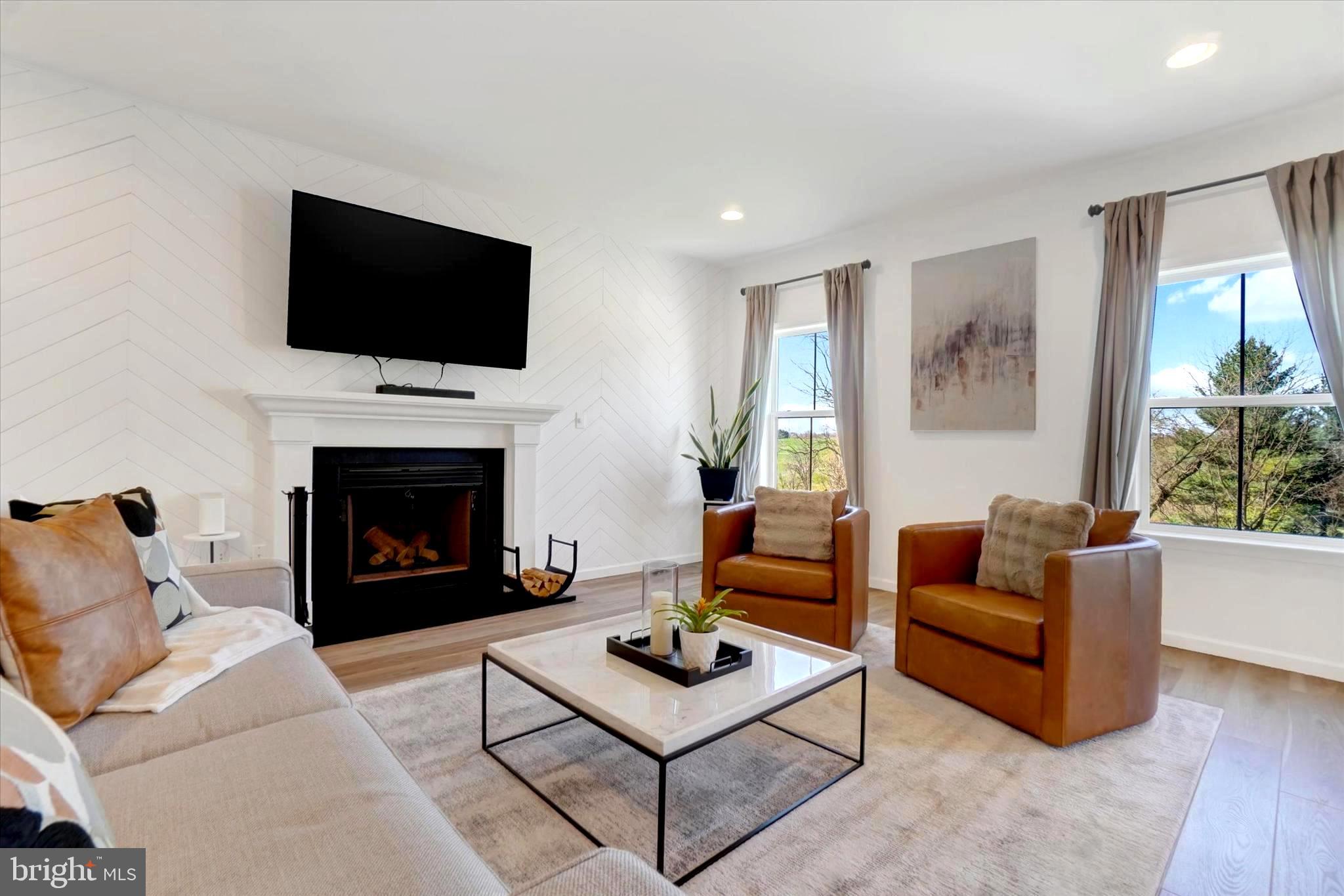 THE VIEWS AT BRIDGEWATER - Residential