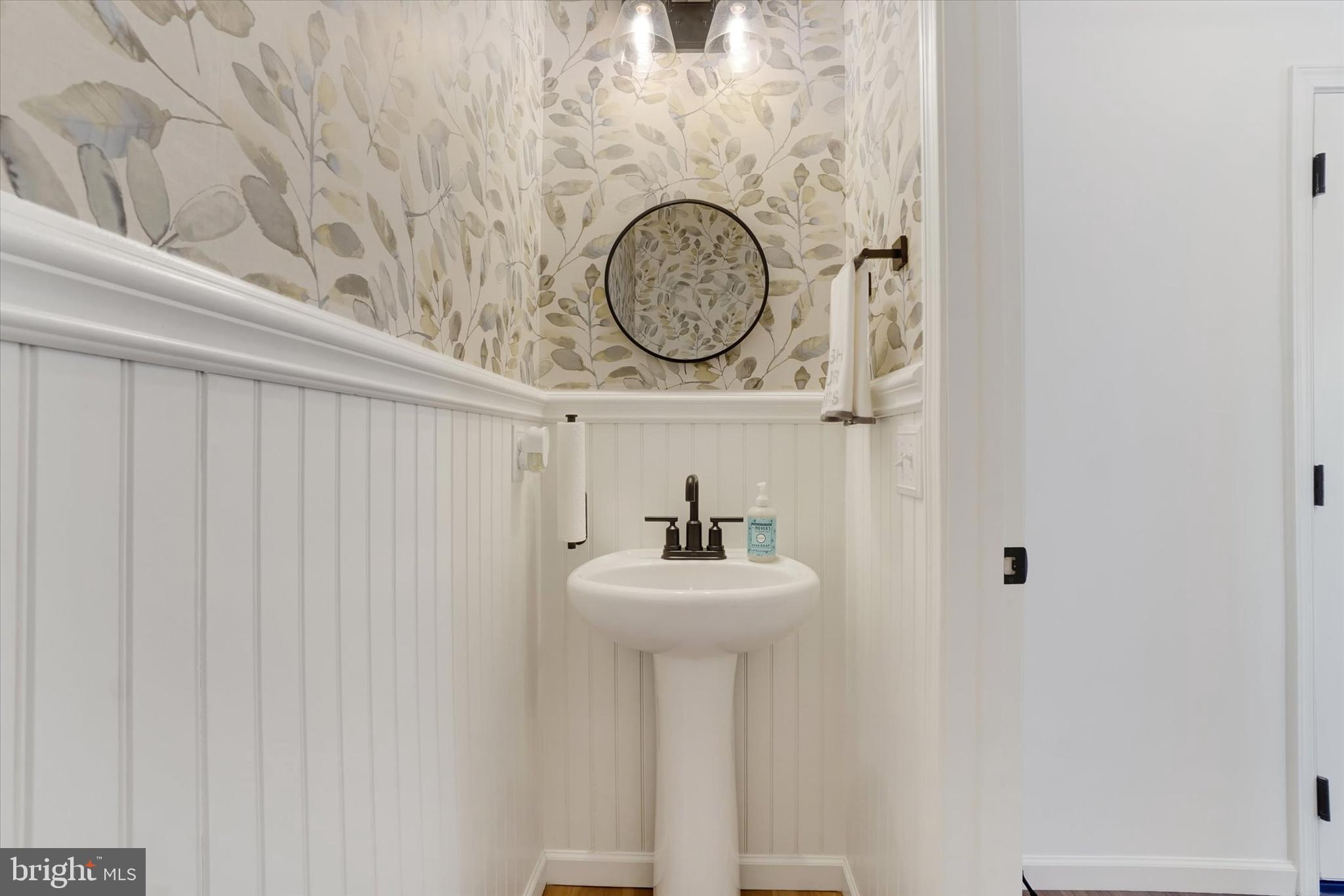 THE VIEWS AT BRIDGEWATER - Residential