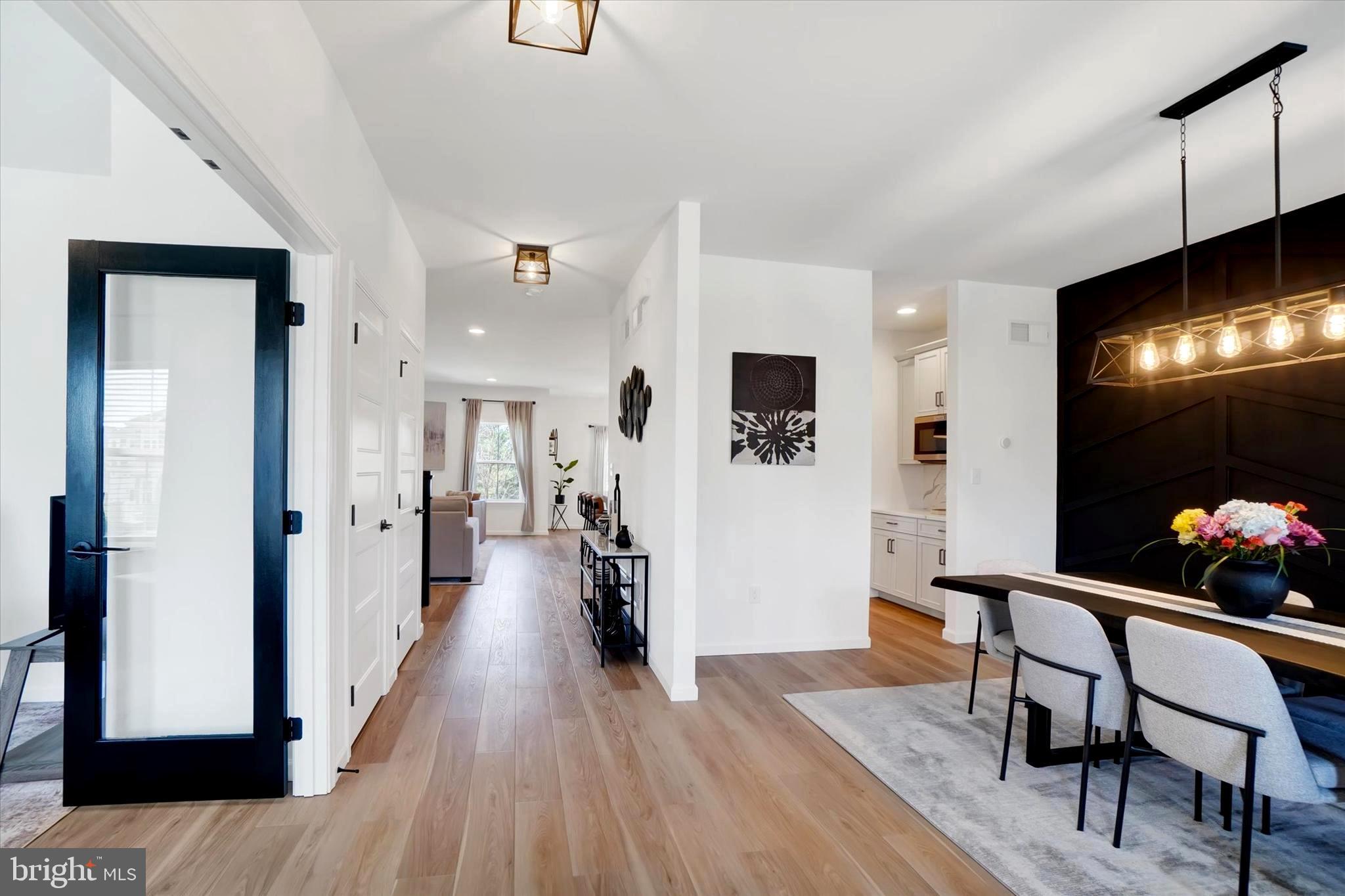 THE VIEWS AT BRIDGEWATER - Residential