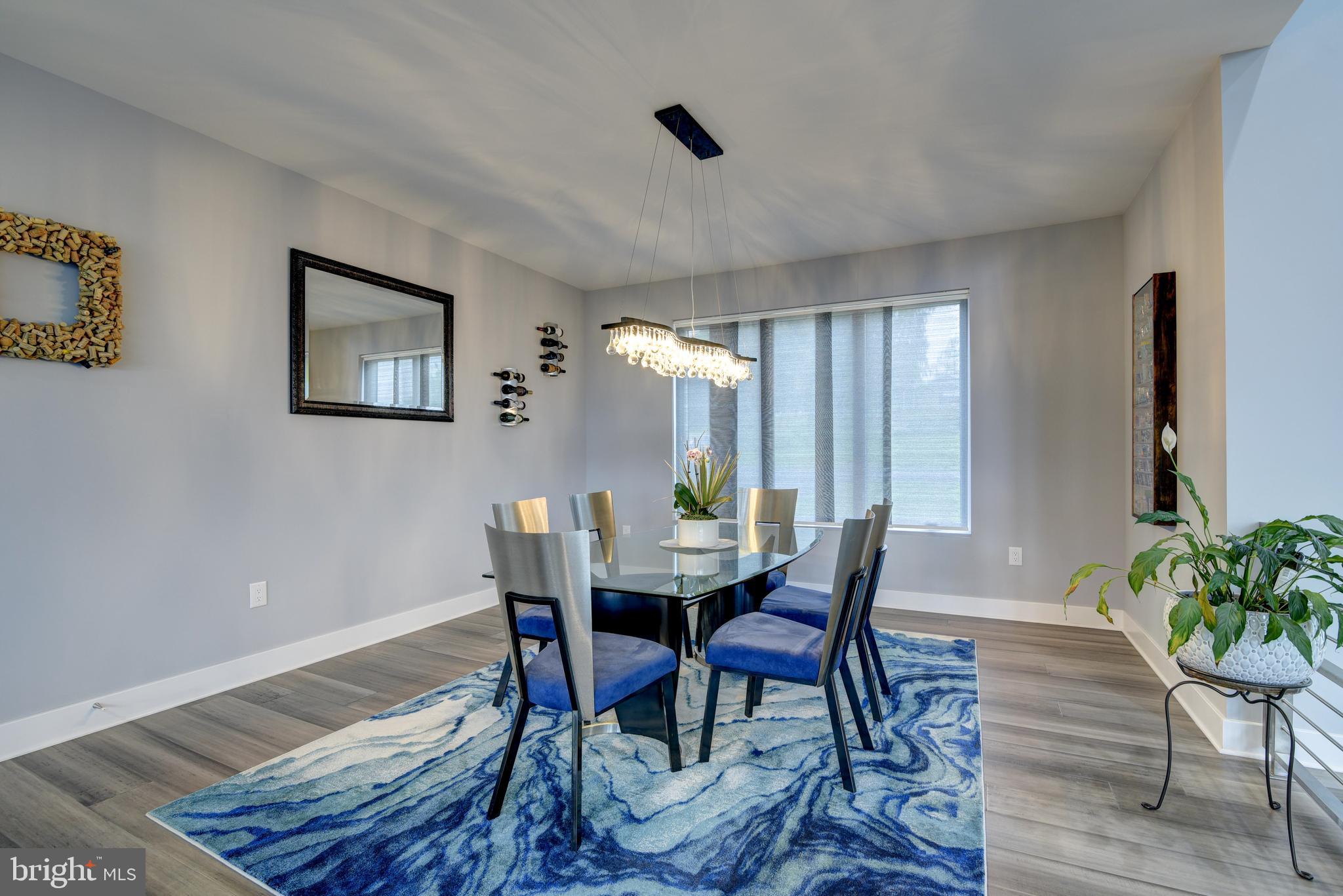 LEESBURG - Residential