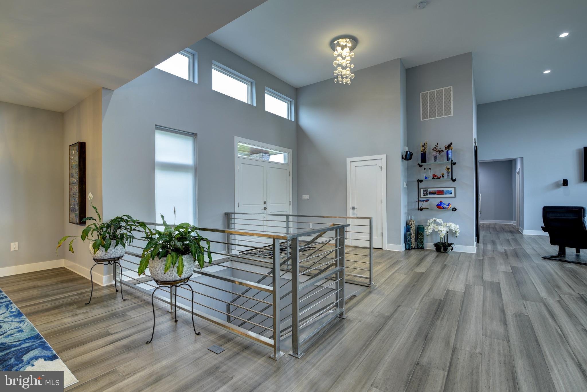 LEESBURG - Residential