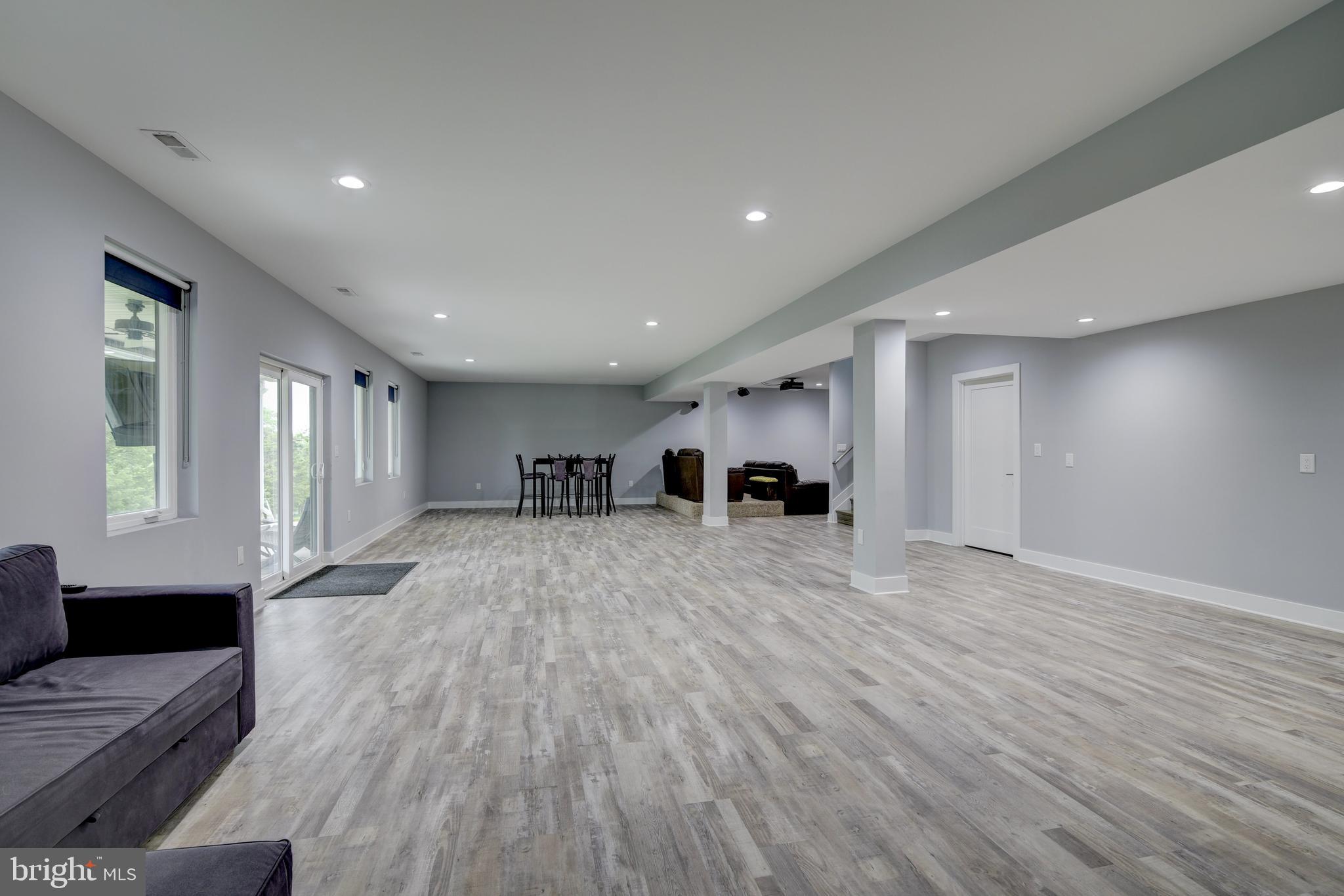 LEESBURG - Residential