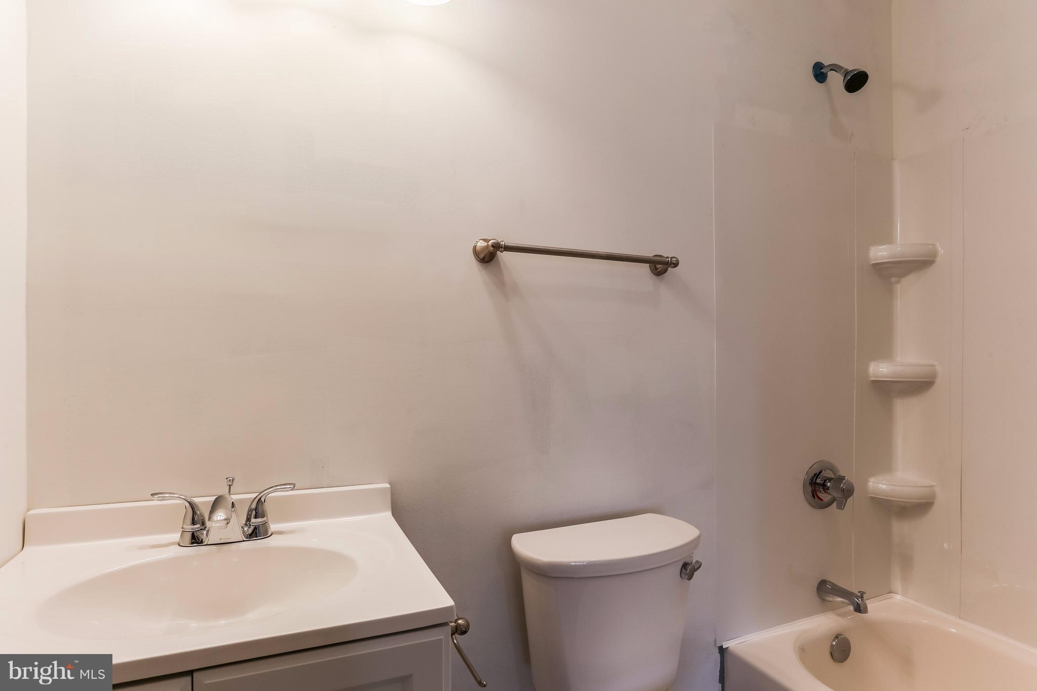 KIMBERLY WOODS VILLAGE - Residential