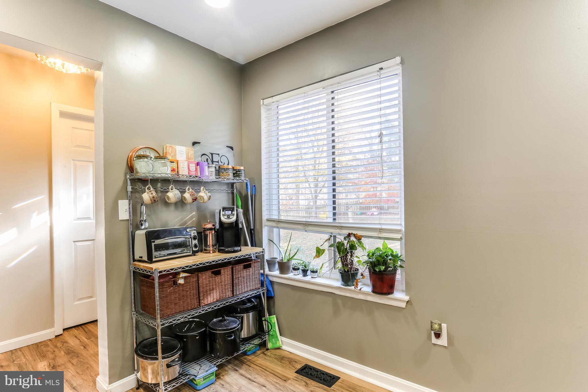 KIMBERLY WOODS VILLAGE - Residential