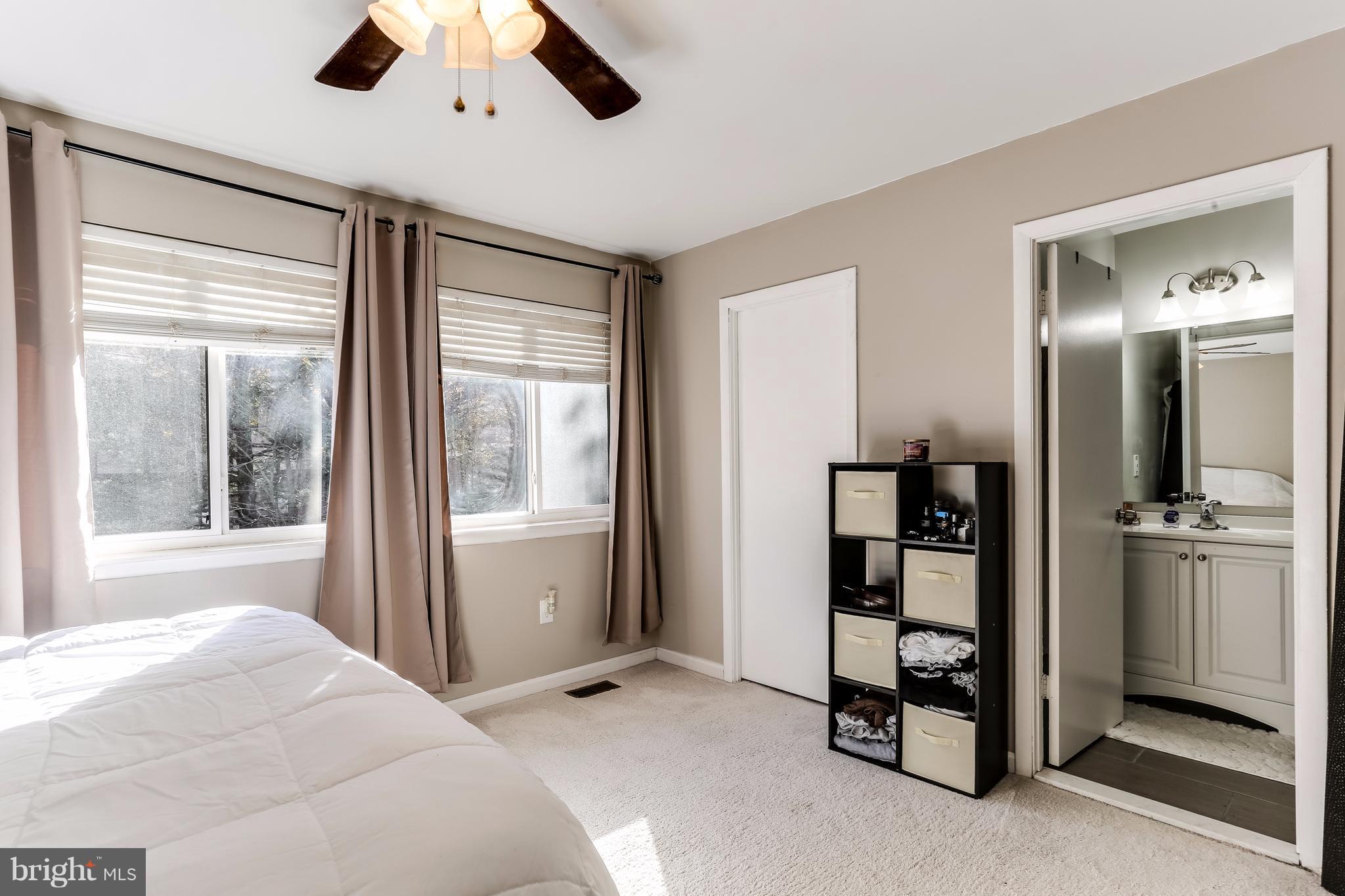 KIMBERLY WOODS VILLAGE - Residential